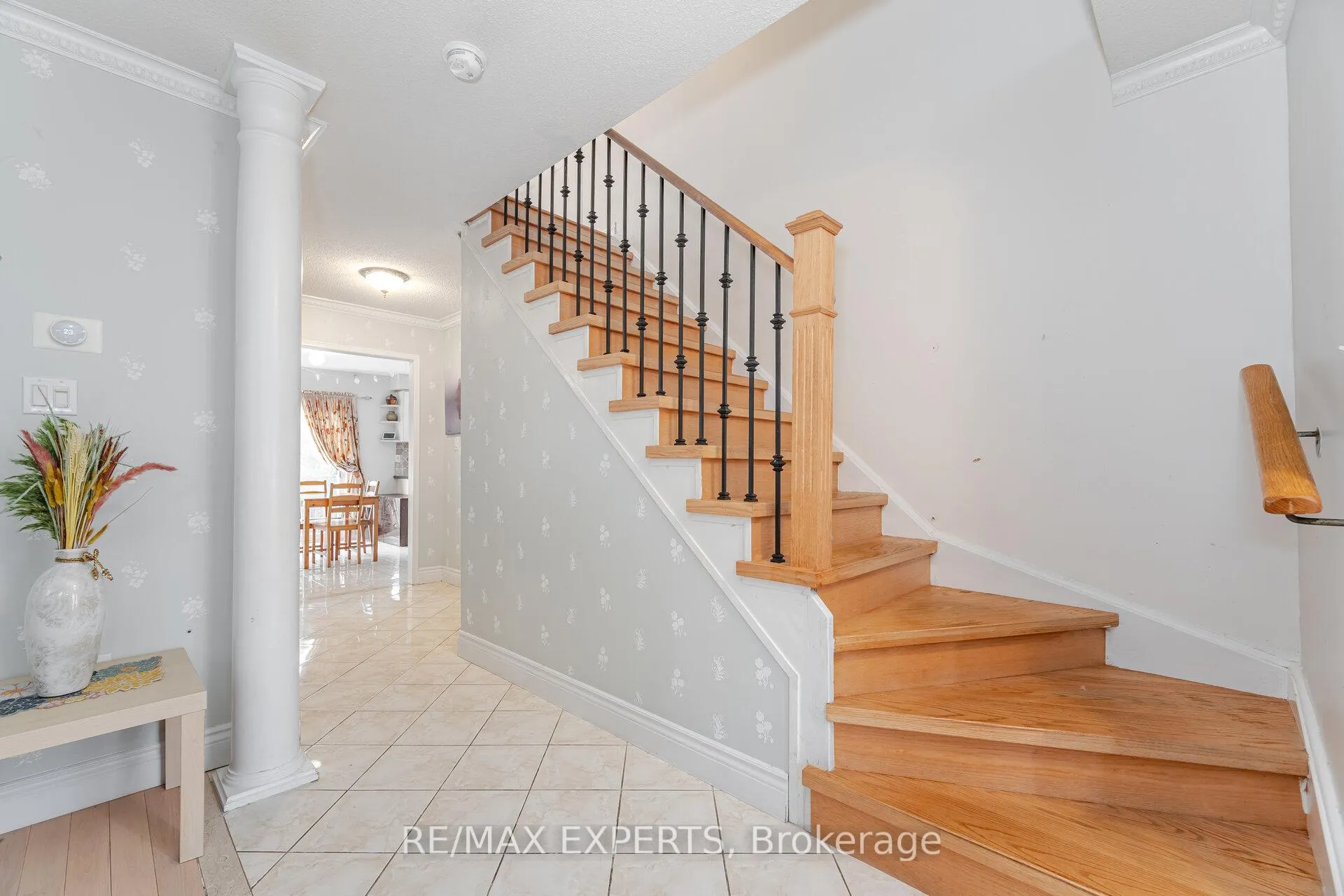 Photo 17 of 94 Queen Mary Drive, Brampton, Fletcher's Meadow — HOMEH