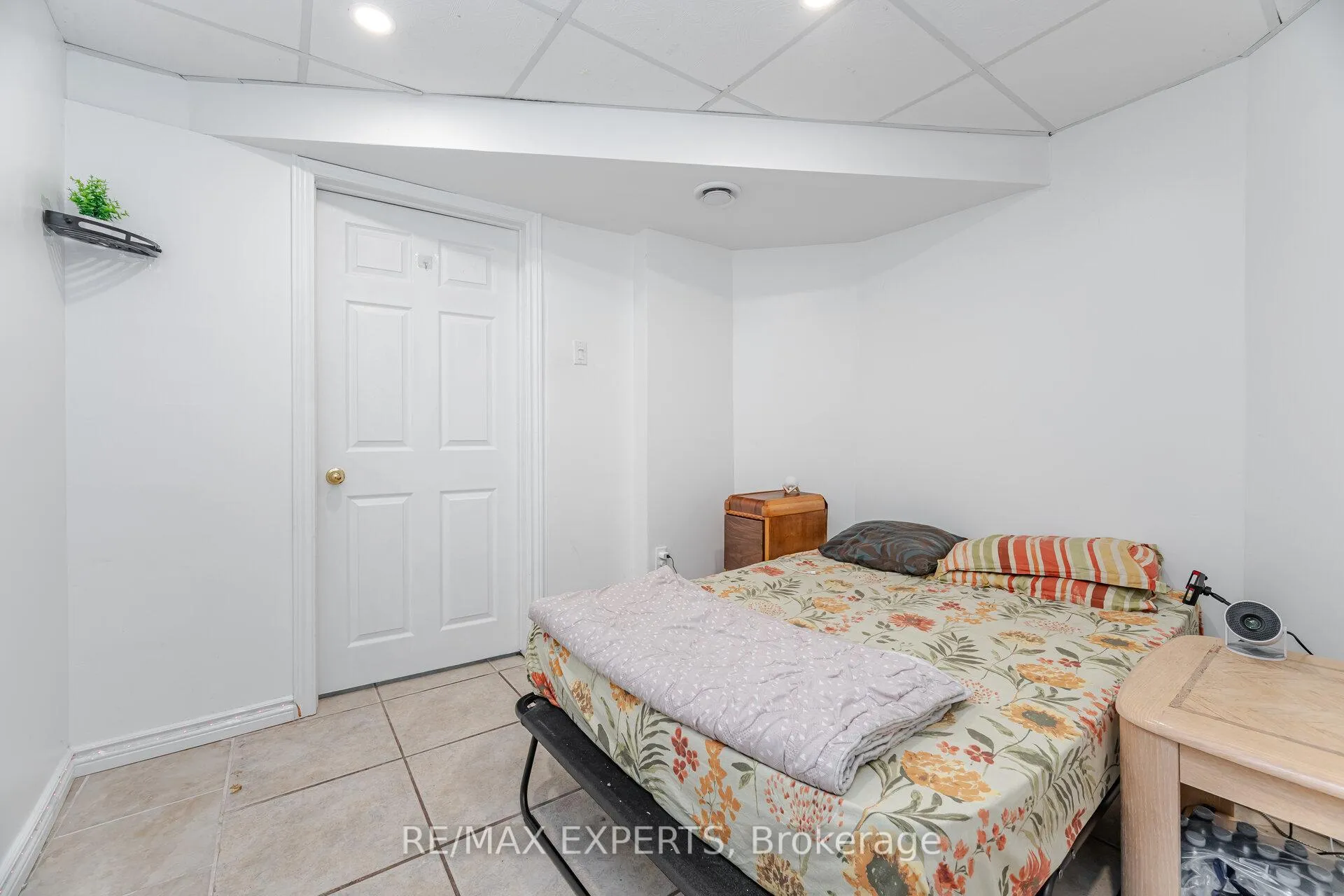 Photo 38 of 94 Queen Mary Drive, Brampton, Fletcher's Meadow — HOMEH
