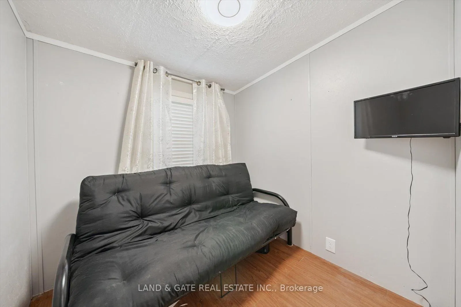Photo 28 of 1 Park Lane, Hamilton Township, Rural Hamilton — HOMEH