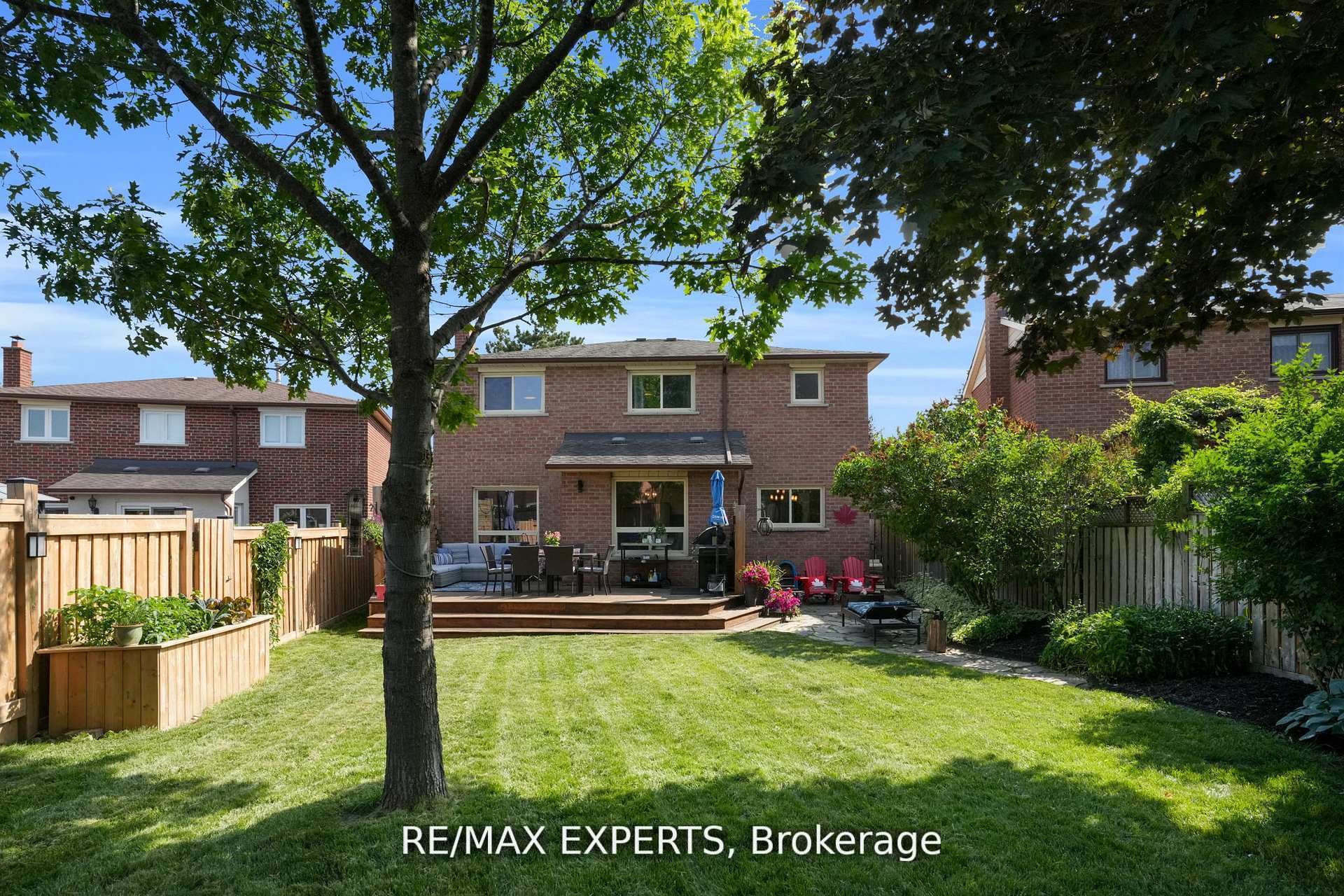 Photo 37 of 67 De Rose Avenue, Caledon, Bolton West — HOMEH