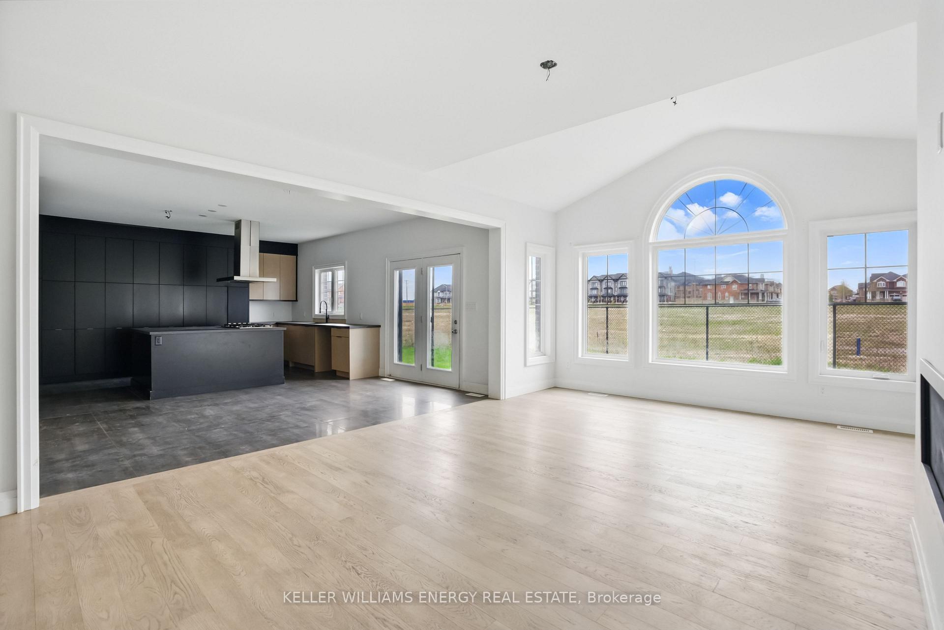 Photo 16 of 30 Higham Place, Clarington, Bowmanville — HOMEH