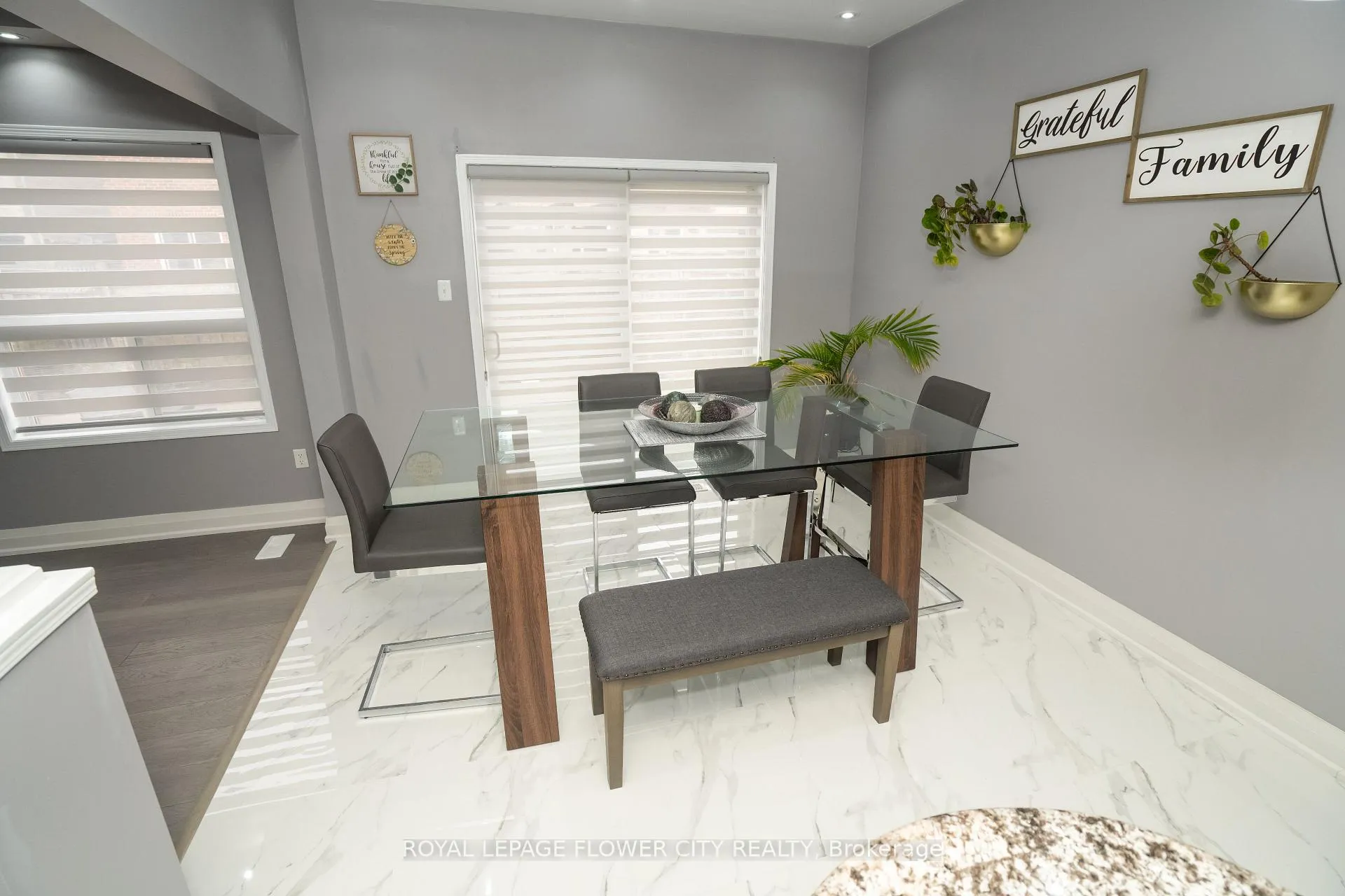 Photo 10 of 26 Ranchero Drive, Brampton, Fletcher's Meadow — HOMEH