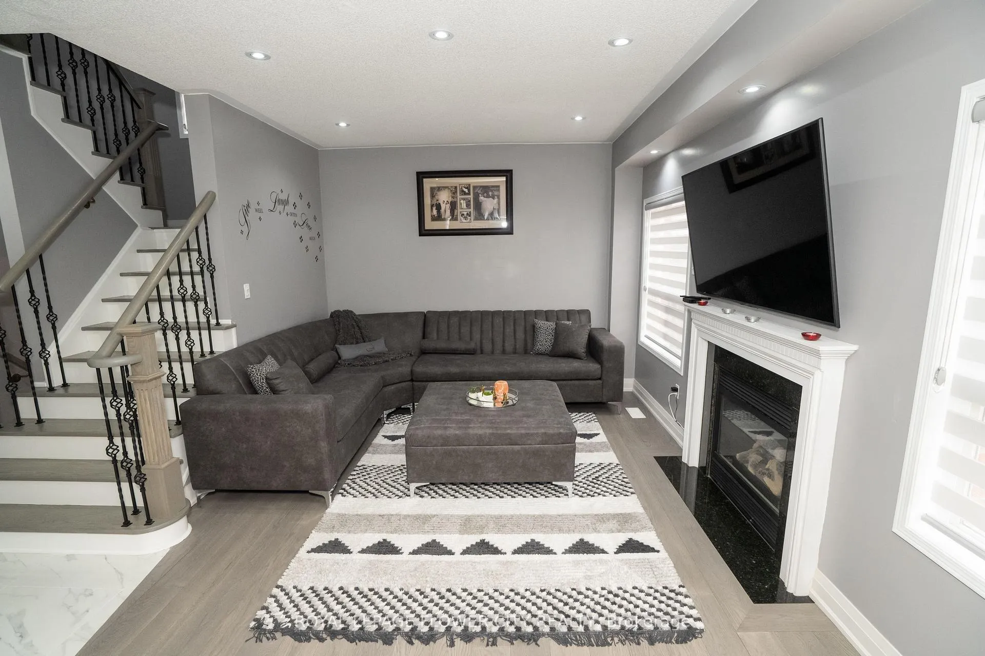 Photo 12 of 26 Ranchero Drive, Brampton, Fletcher's Meadow — HOMEH