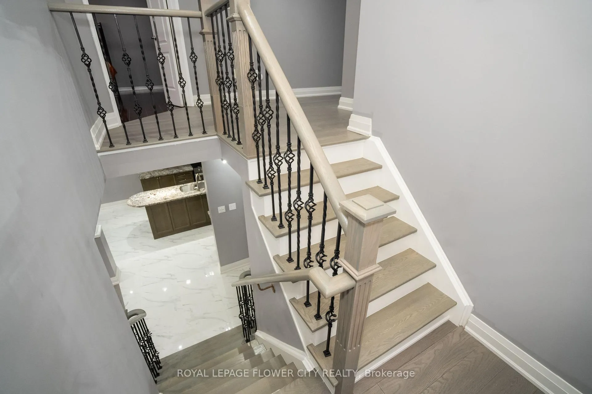 Photo 17 of 26 Ranchero Drive, Brampton, Fletcher's Meadow — HOMEH