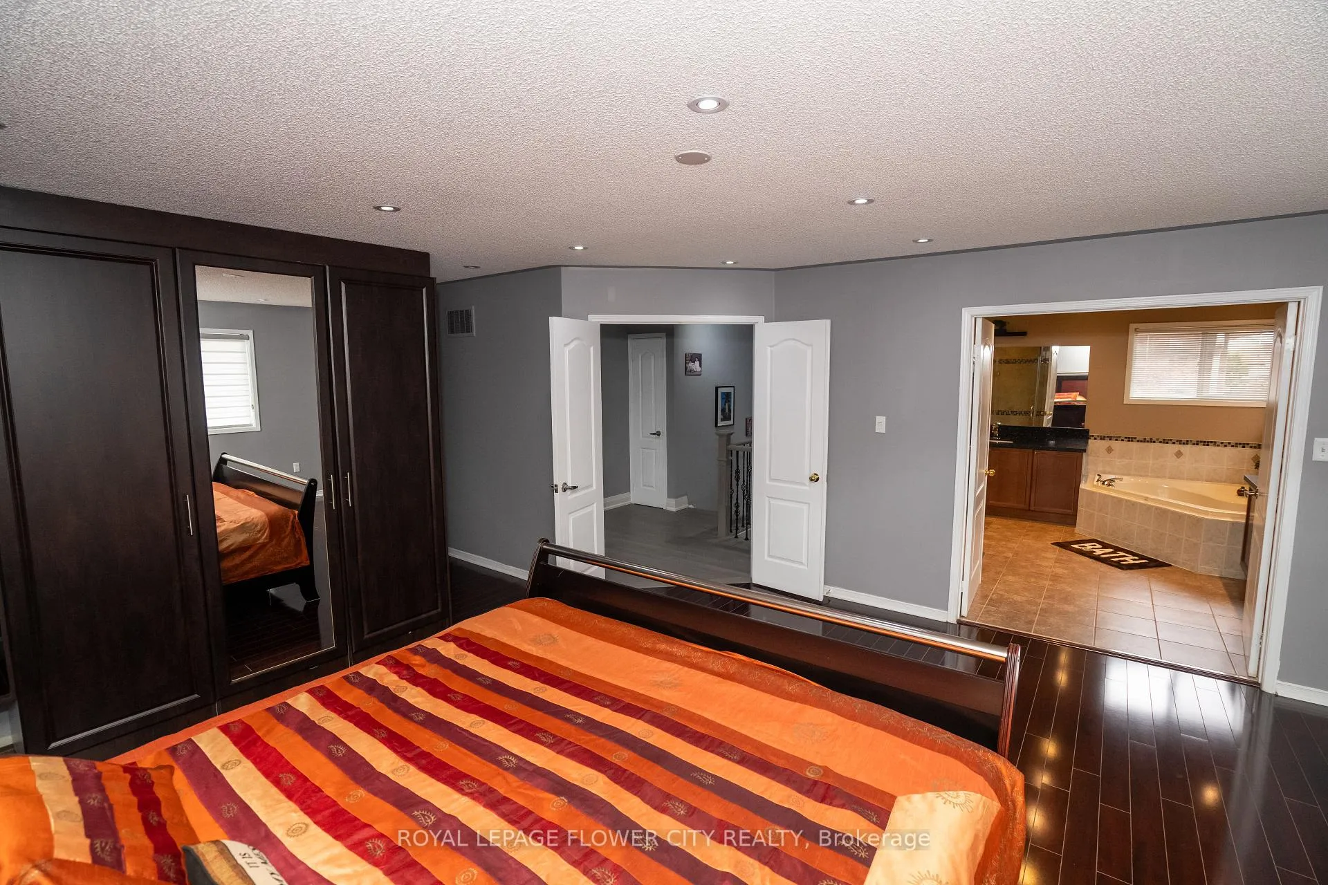 Photo 19 of 26 Ranchero Drive, Brampton, Fletcher's Meadow — HOMEH