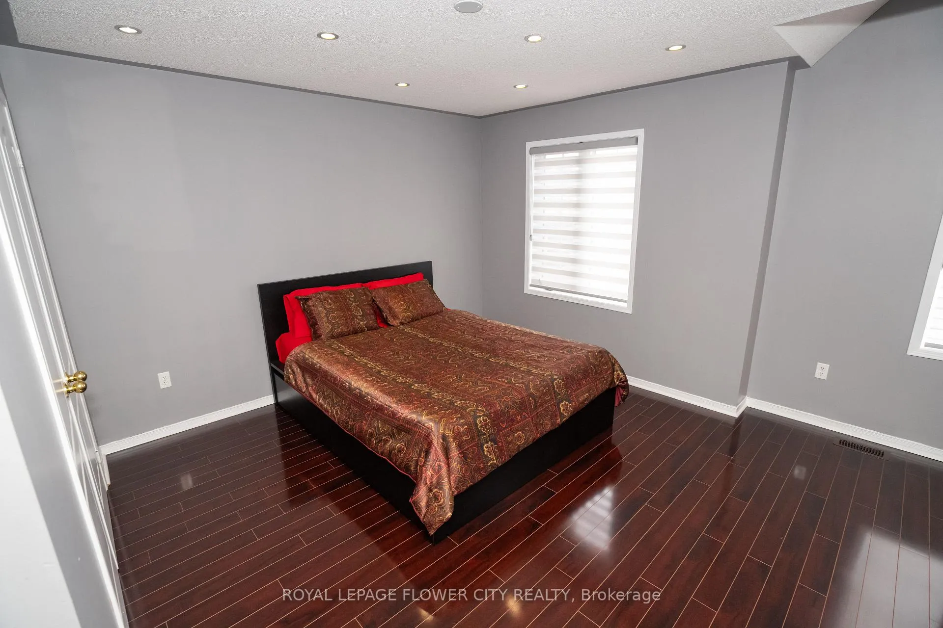 Photo 28 of 26 Ranchero Drive, Brampton, Fletcher's Meadow — HOMEH