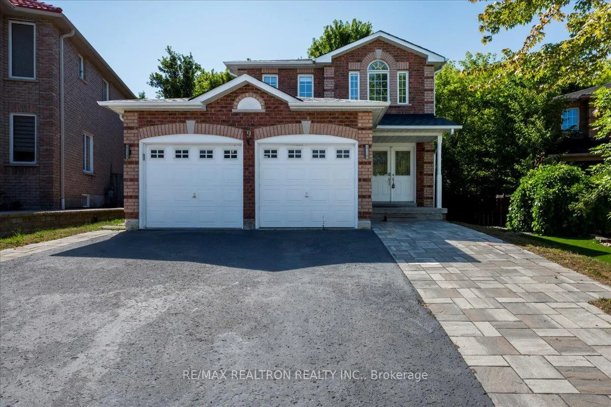 Front of 9 McKenzie Crescent