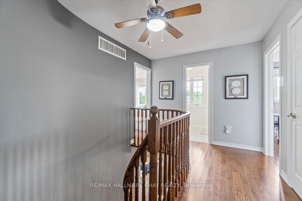 Photo 21 of 20 Stoneybrook Crescent, Barrie, Ardagh — HOMEH