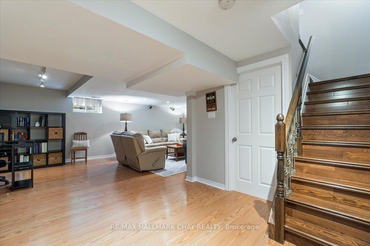 Photo 29 of 20 Stoneybrook Crescent, Barrie, Ardagh — HOMEH