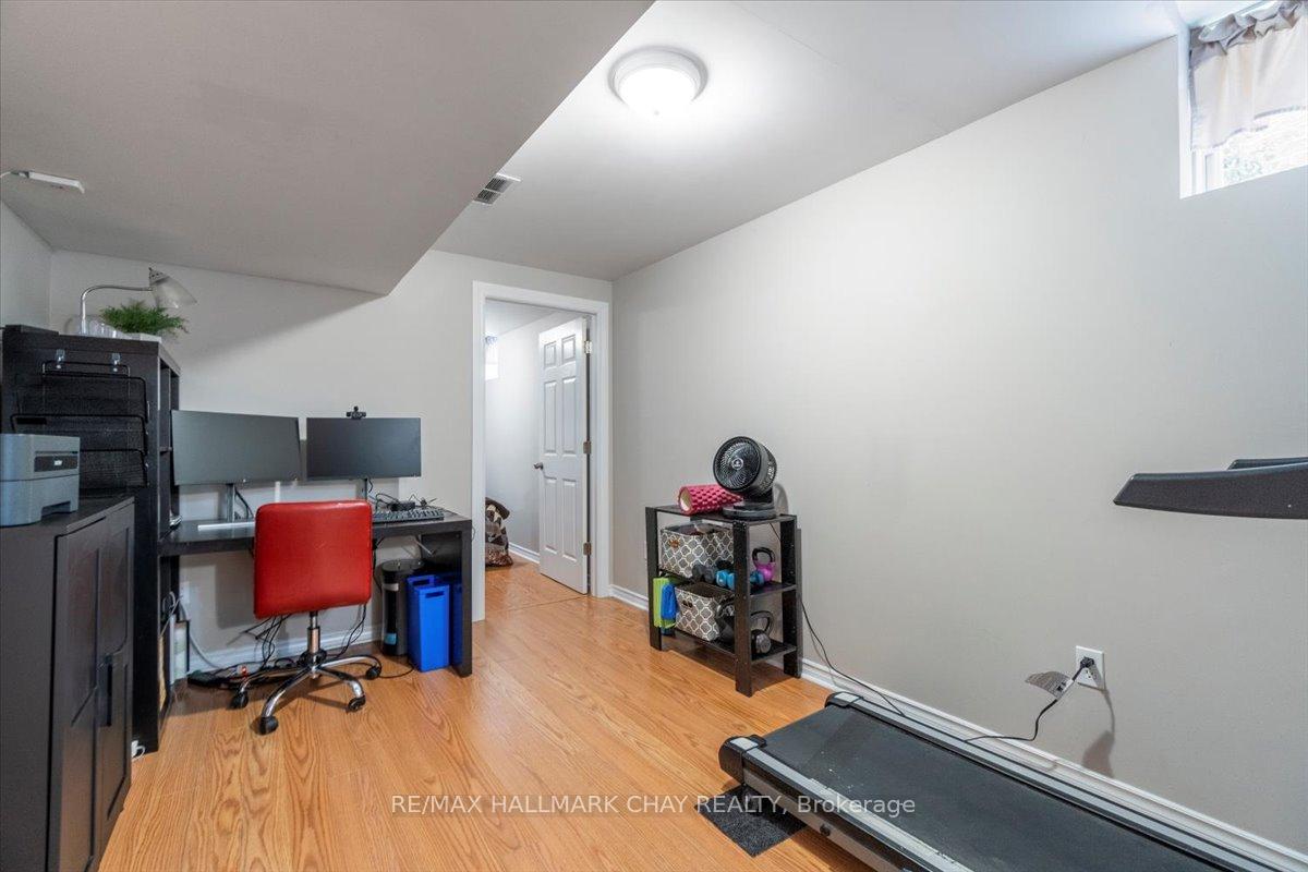 Photo 32 of 20 Stoneybrook Crescent, Barrie, Ardagh — HOMEH