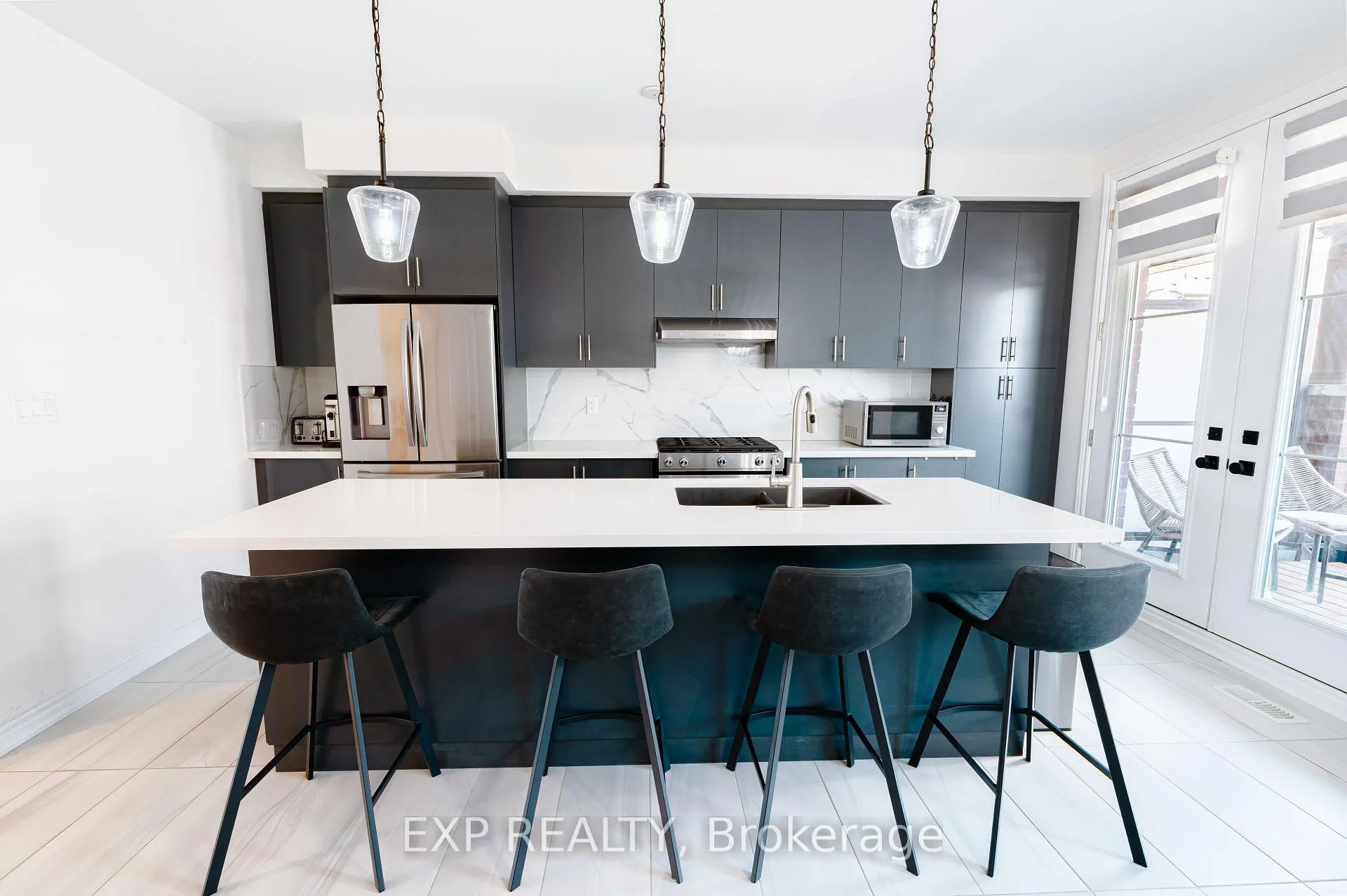 Photo 2 of 28 Vestry Way, Brampton, Goreway Drive Corridor — HOMEH