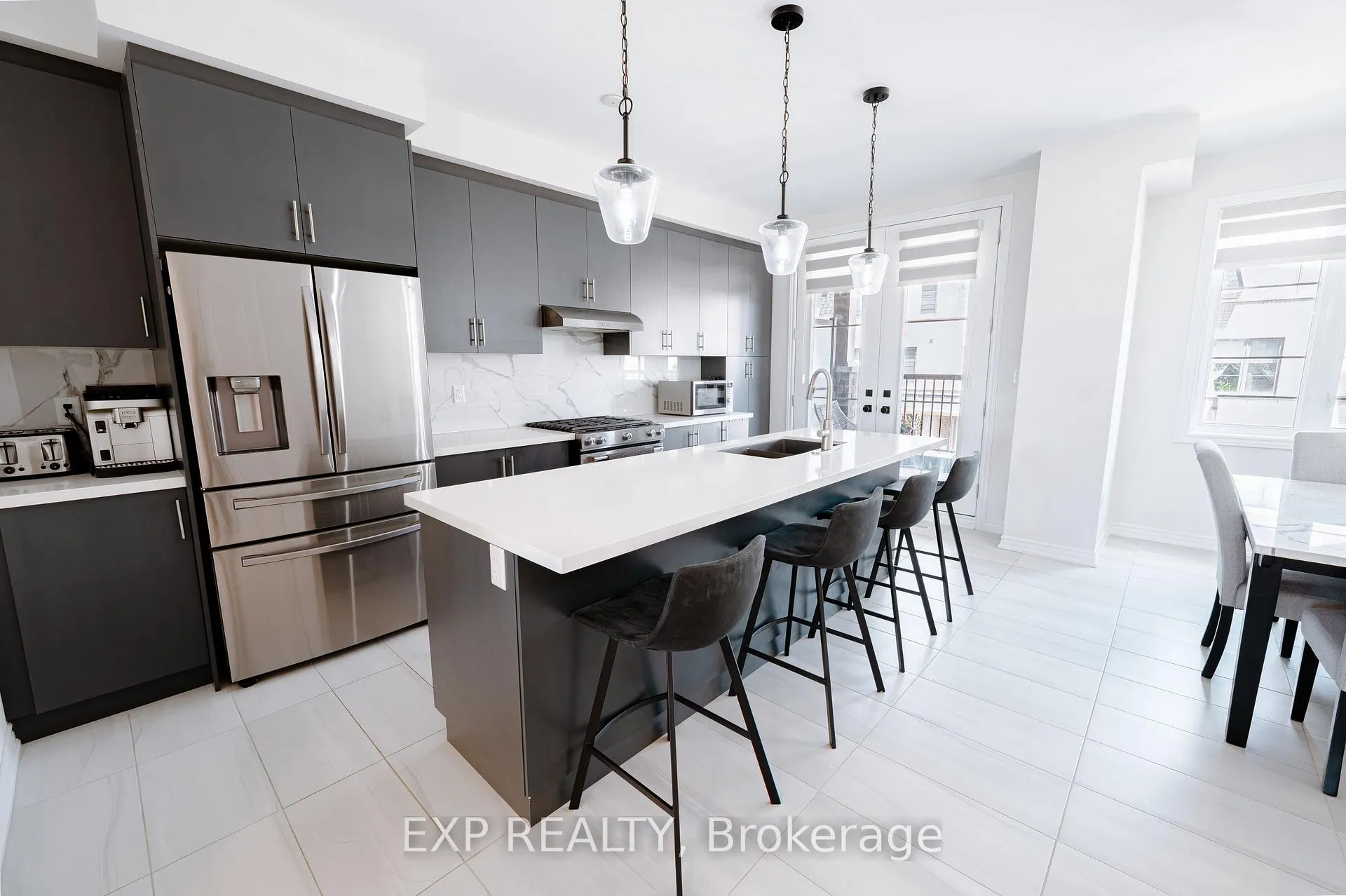 Photo 9 of 28 Vestry Way, Brampton, Goreway Drive Corridor — HOMEH