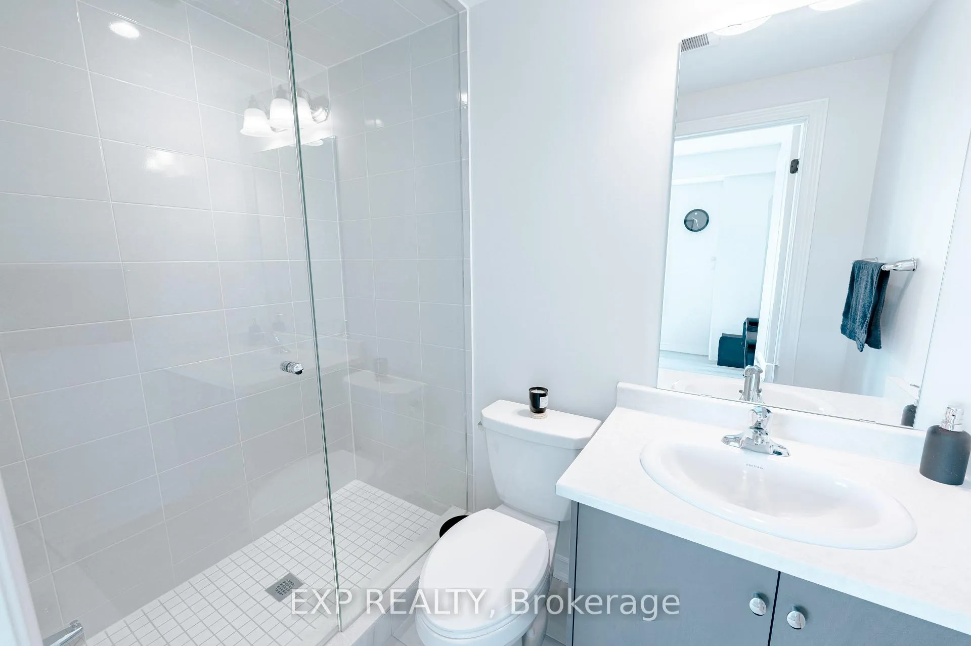 Photo 23 of 28 Vestry Way, Brampton, Goreway Drive Corridor — HOMEH