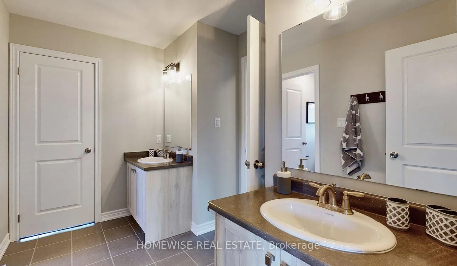 Photo 13 of 198 Ash Street, Scugog, Port Perry — HOMEH