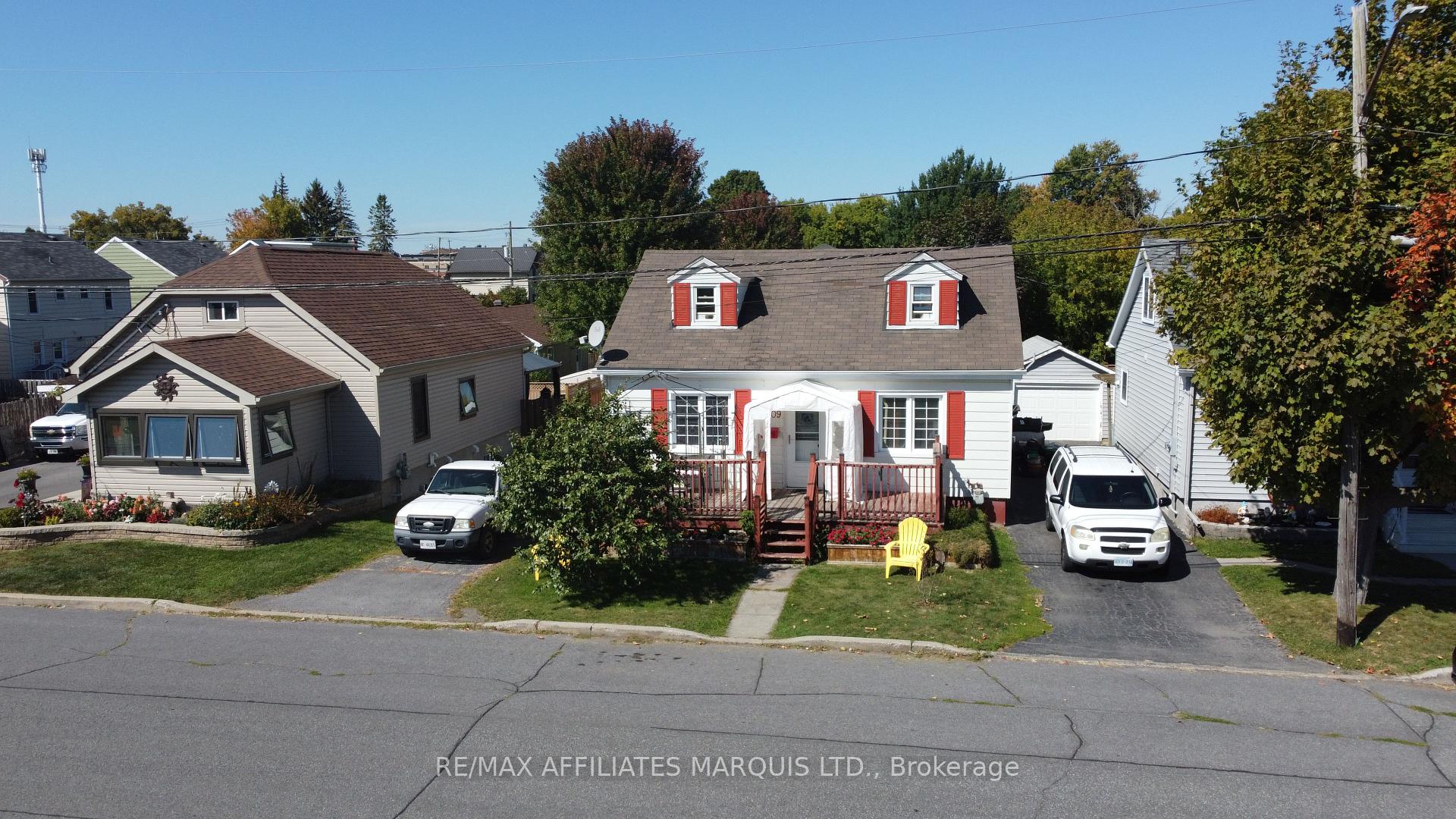 Photo 2 of 109 Cornwallis Avenue, Cornwall — HOMEH