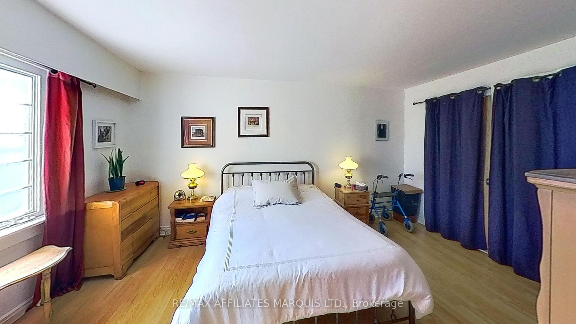 Photo 9 of 109 Cornwallis Avenue, Cornwall — HOMEH