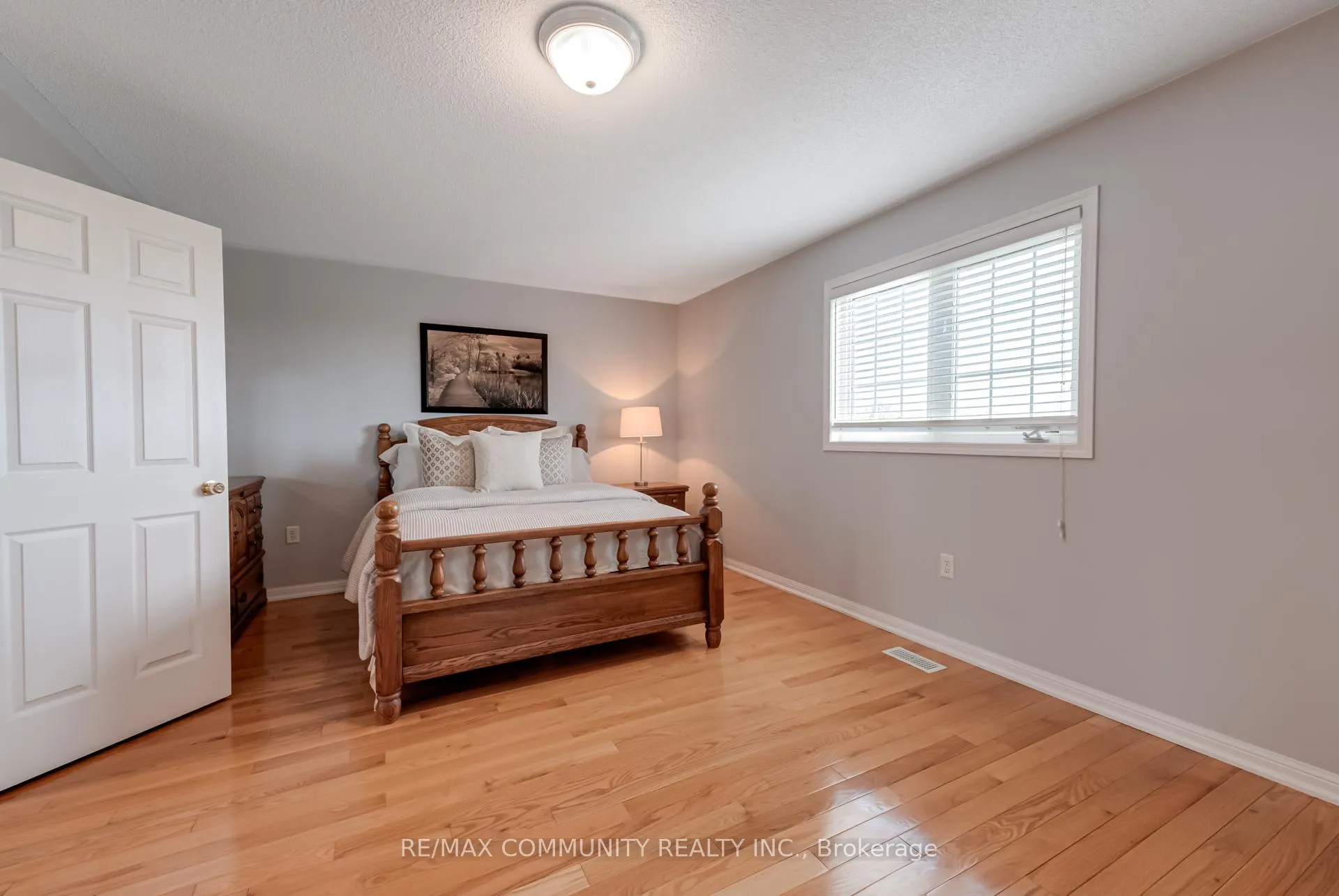 Photo 18 of 1852 Birchview Drive, Oshawa, Samac — HOMEH