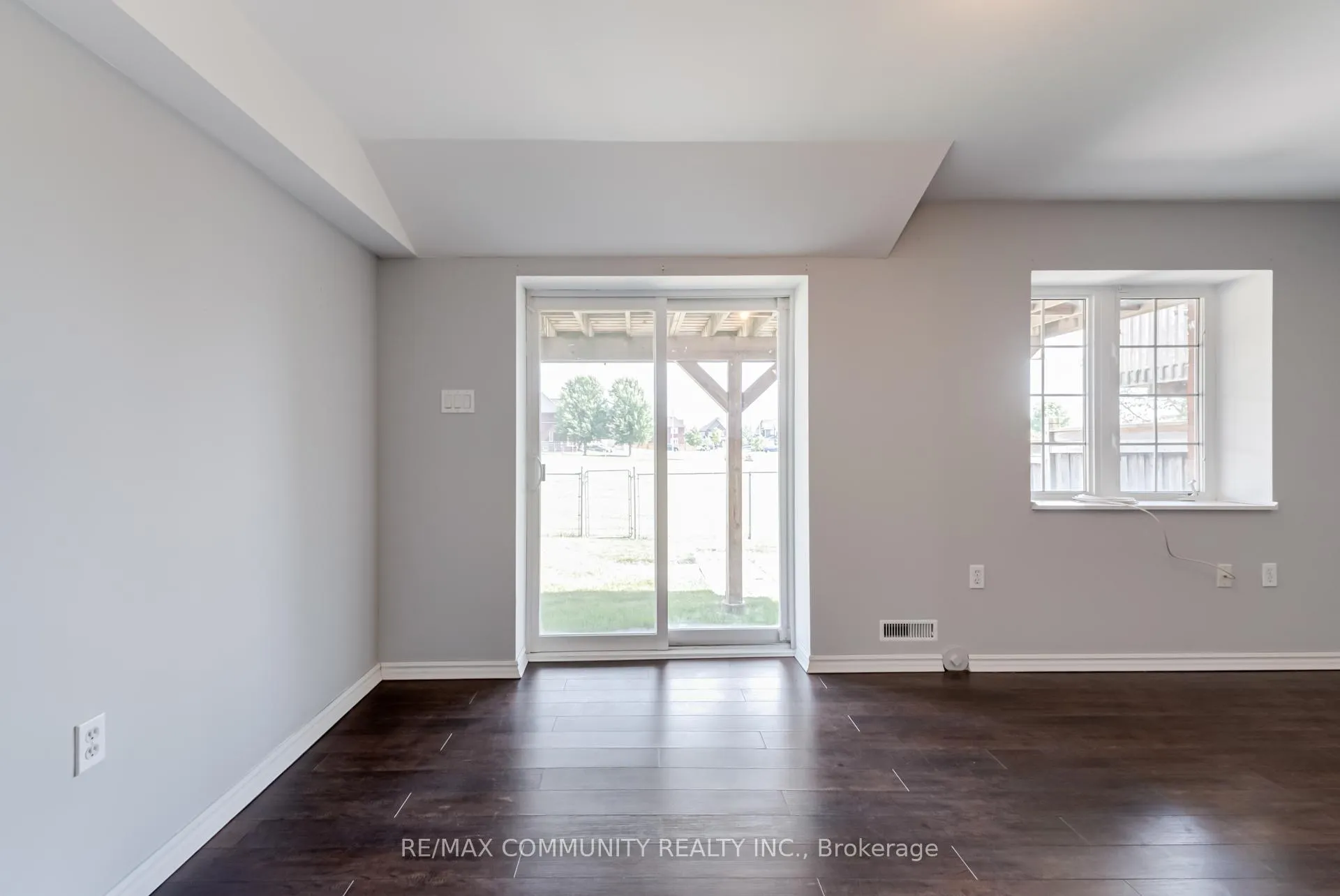 Photo 29 of 1852 Birchview Drive, Oshawa, Samac — HOMEH