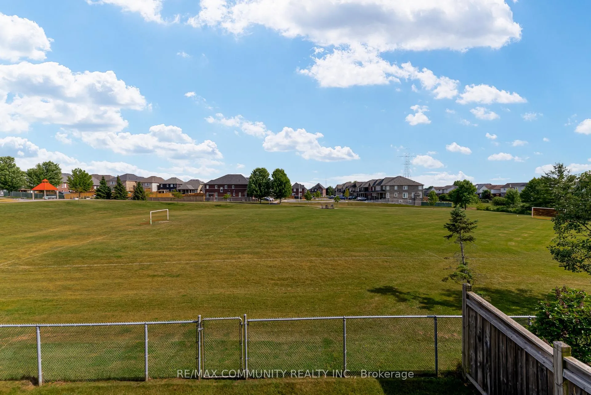Photo 35 of 1852 Birchview Drive, Oshawa, Samac — HOMEH