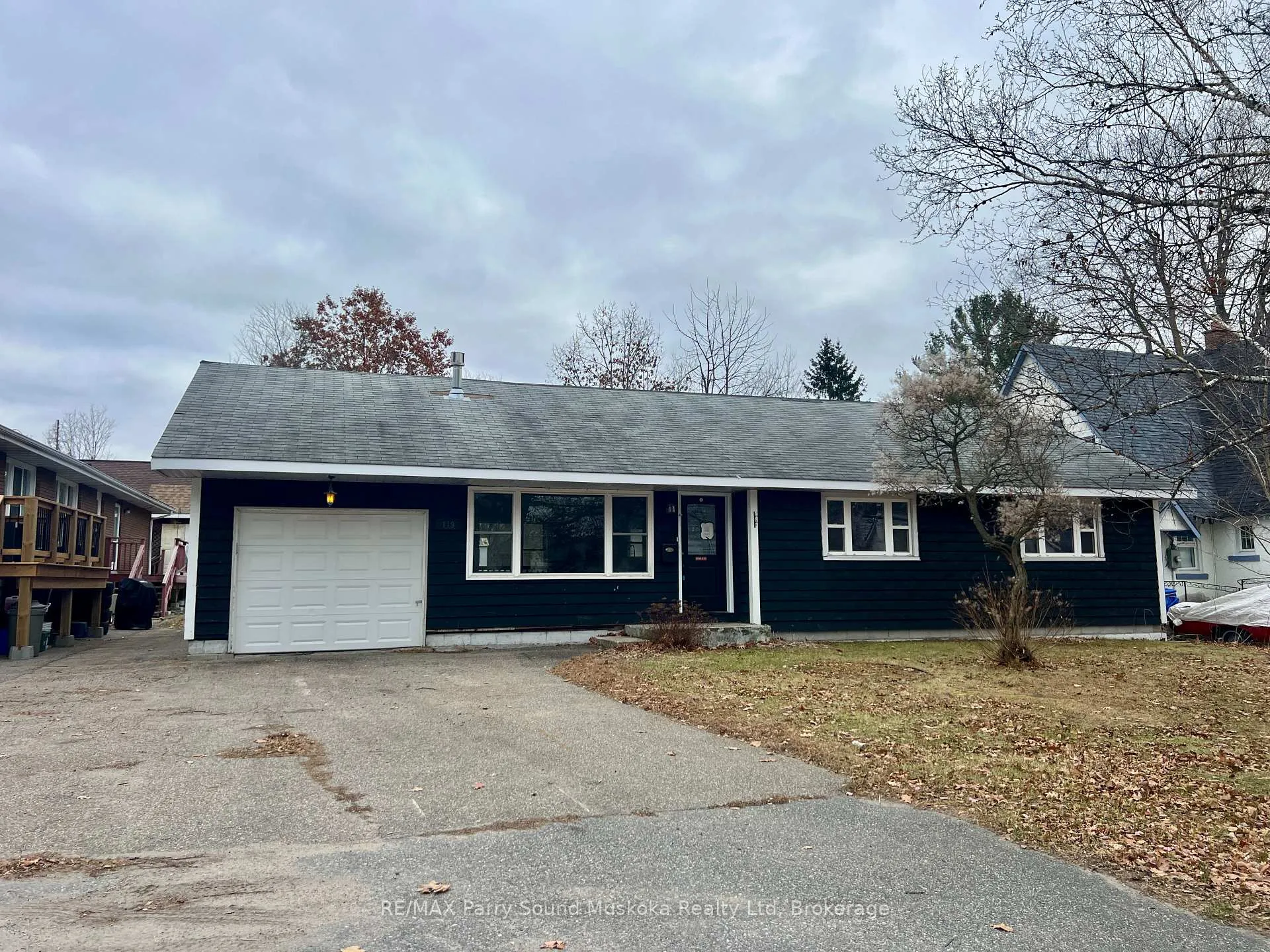 Photo 1 of 119 Gibson Street, Parry Sound — HOMEH