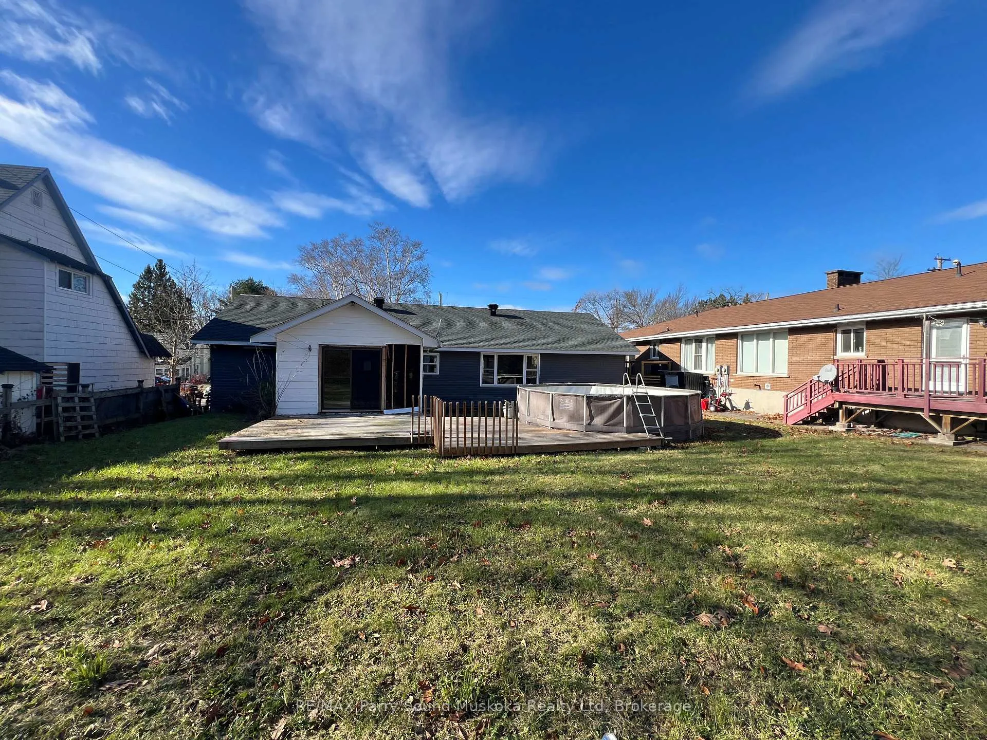 Photo 9 of 119 Gibson Street, Parry Sound — HOMEH