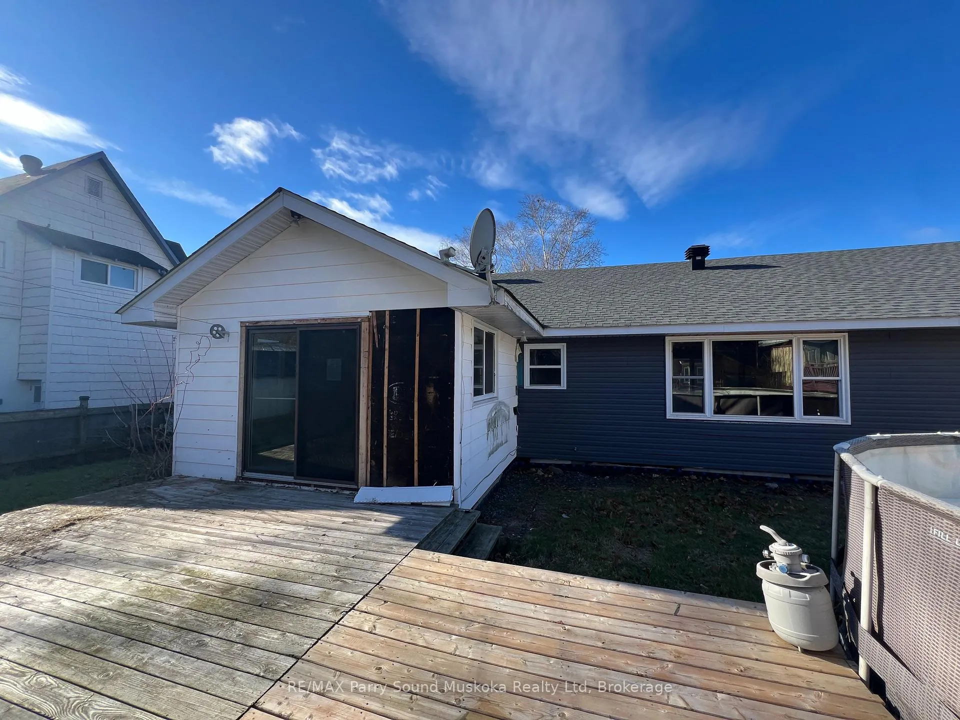 Photo 17 of 119 Gibson Street, Parry Sound — HOMEH