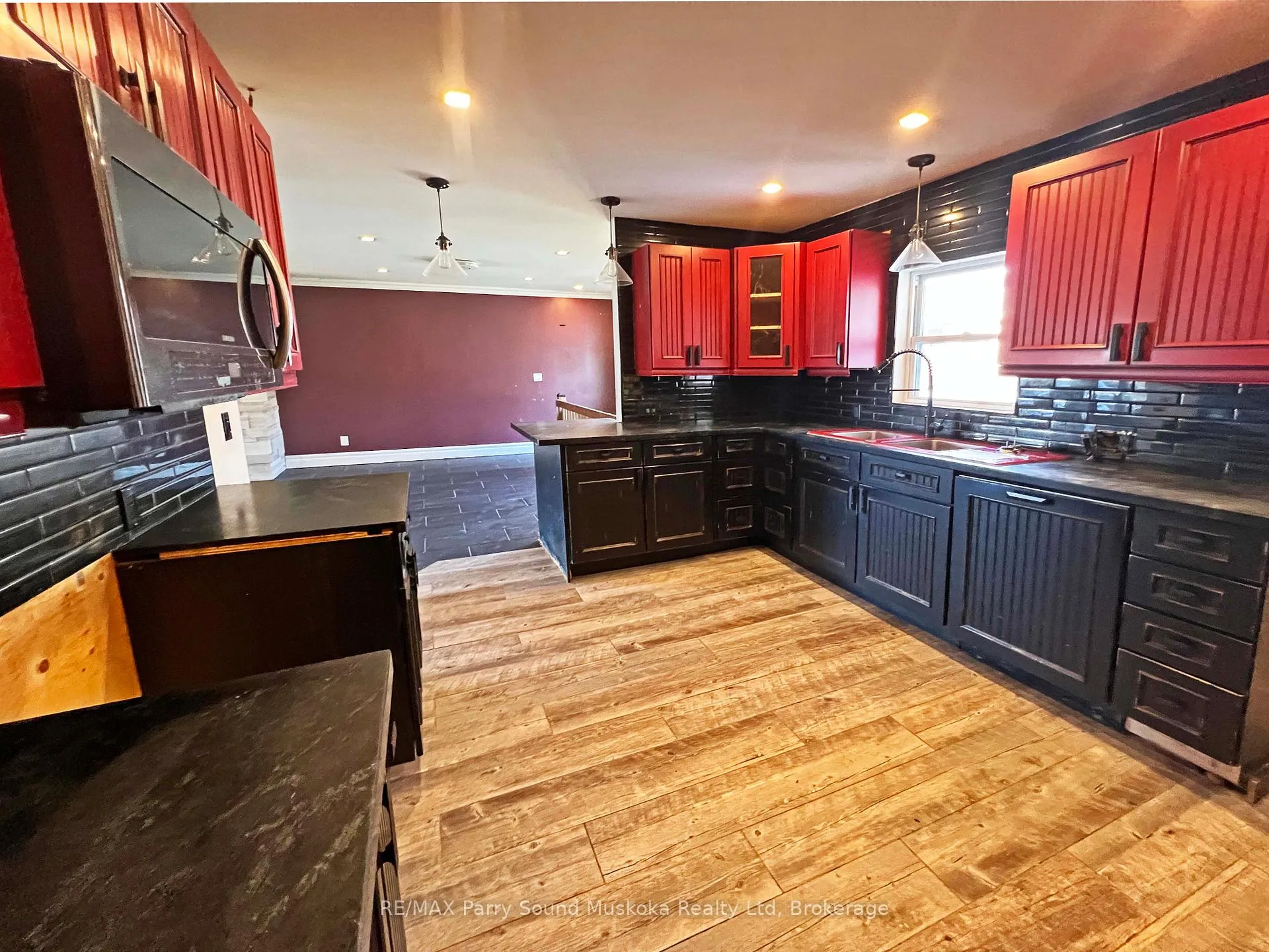 Photo 36 of 119 Gibson Street, Parry Sound — HOMEH