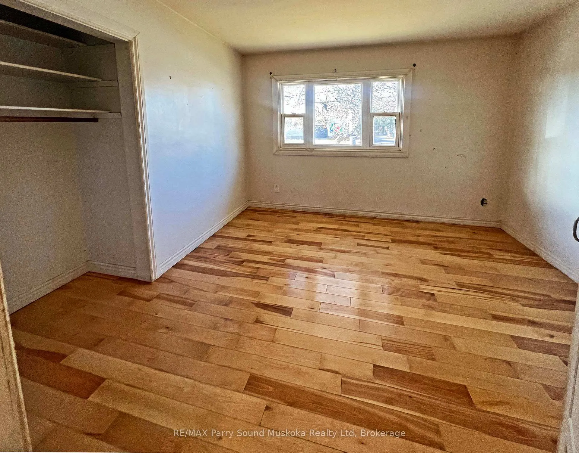 Photo 67 of 119 Gibson Street, Parry Sound — HOMEH