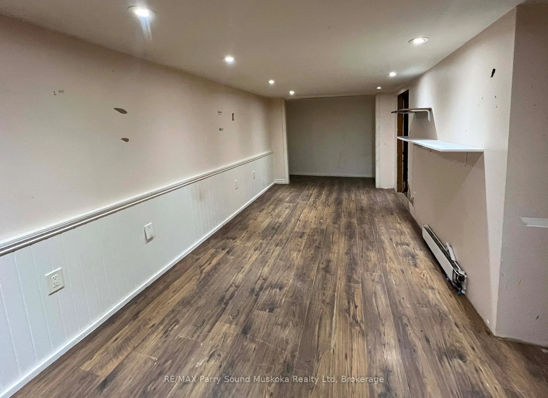 Photo 87 of 119 Gibson Street, Parry Sound — HOMEH