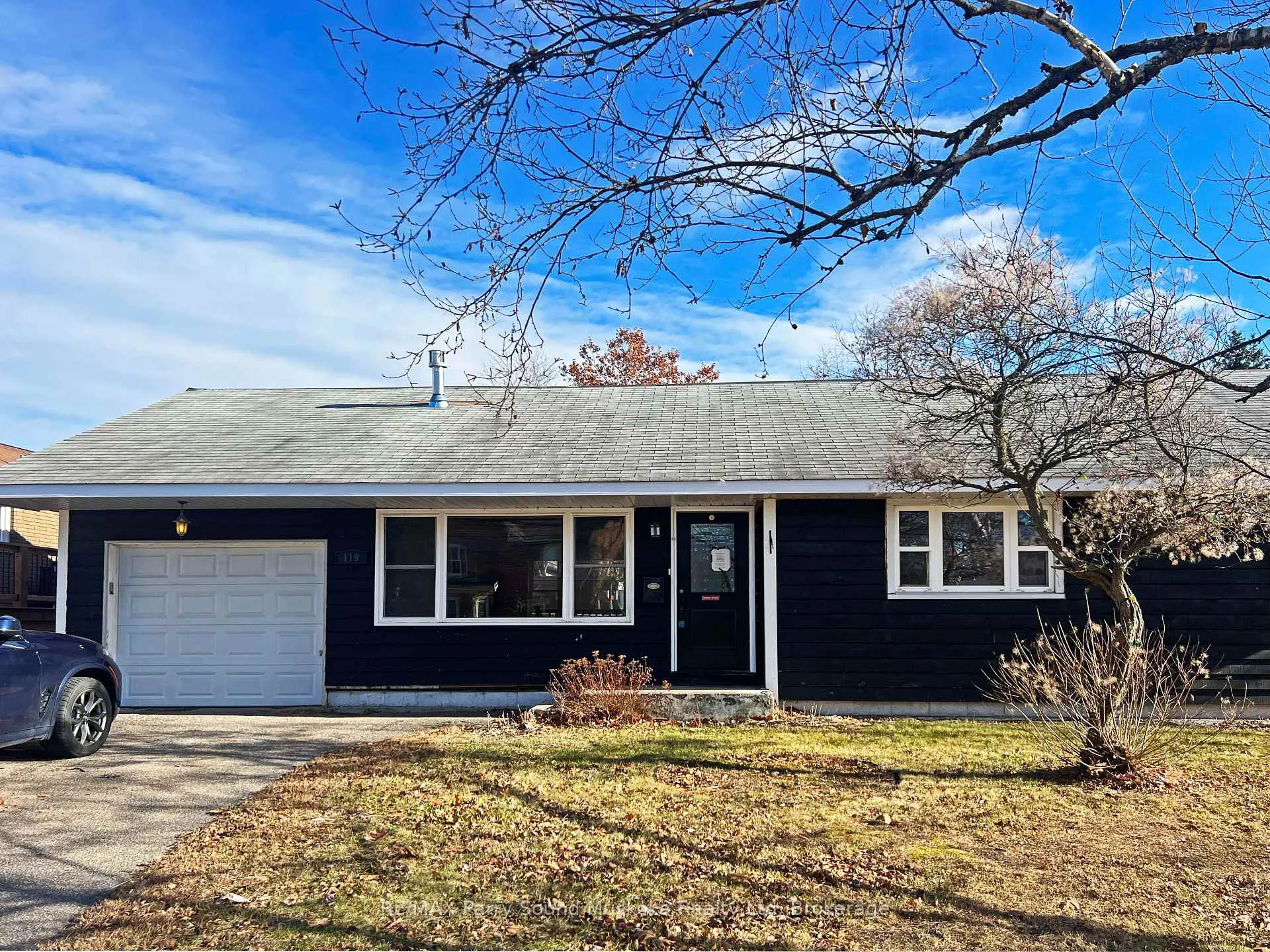 Photo 107 of 119 Gibson Street, Parry Sound — HOMEH