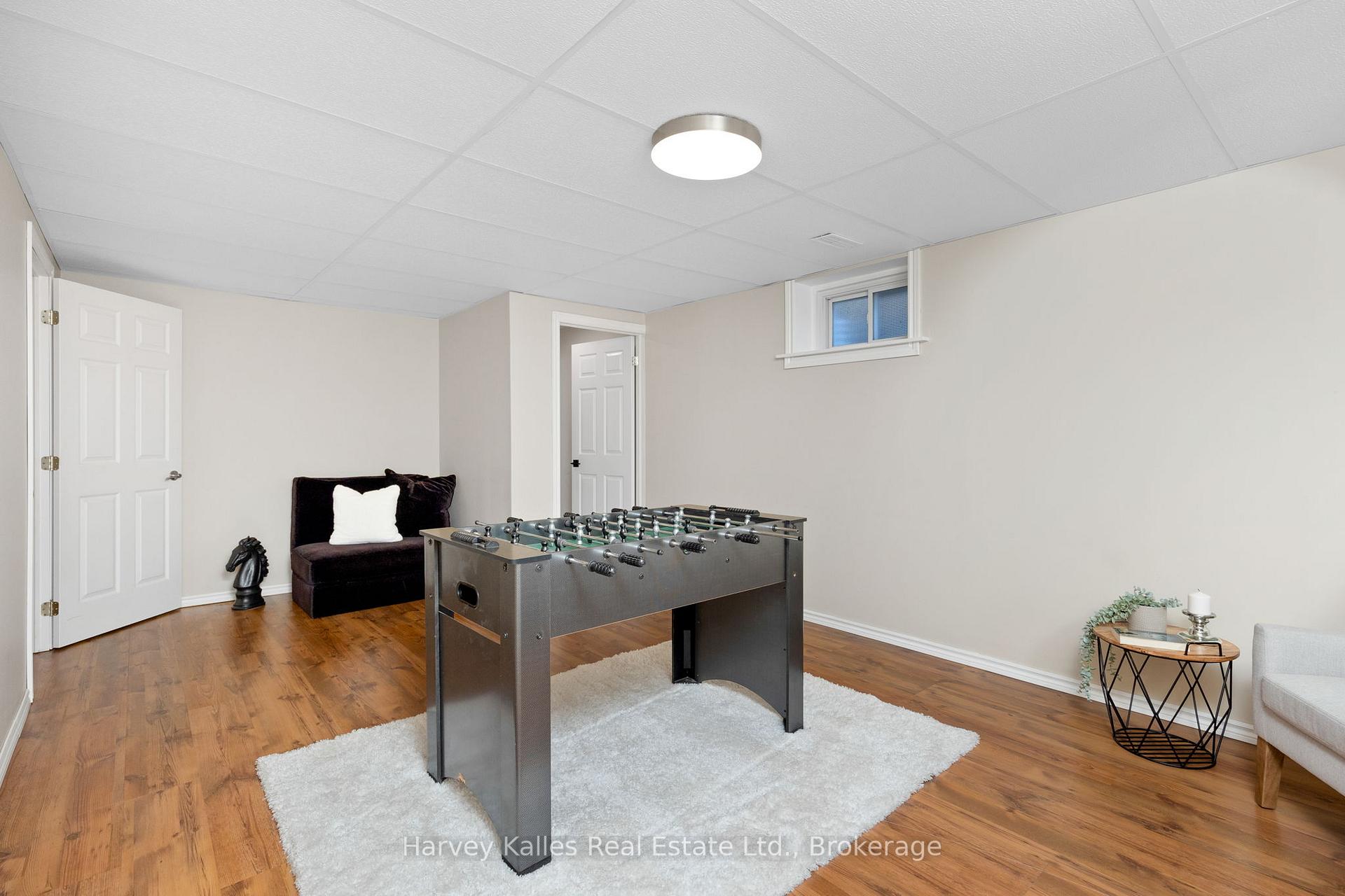 Photo 32 of 12 Chamberlain Crescent, Collingwood — HOMEH