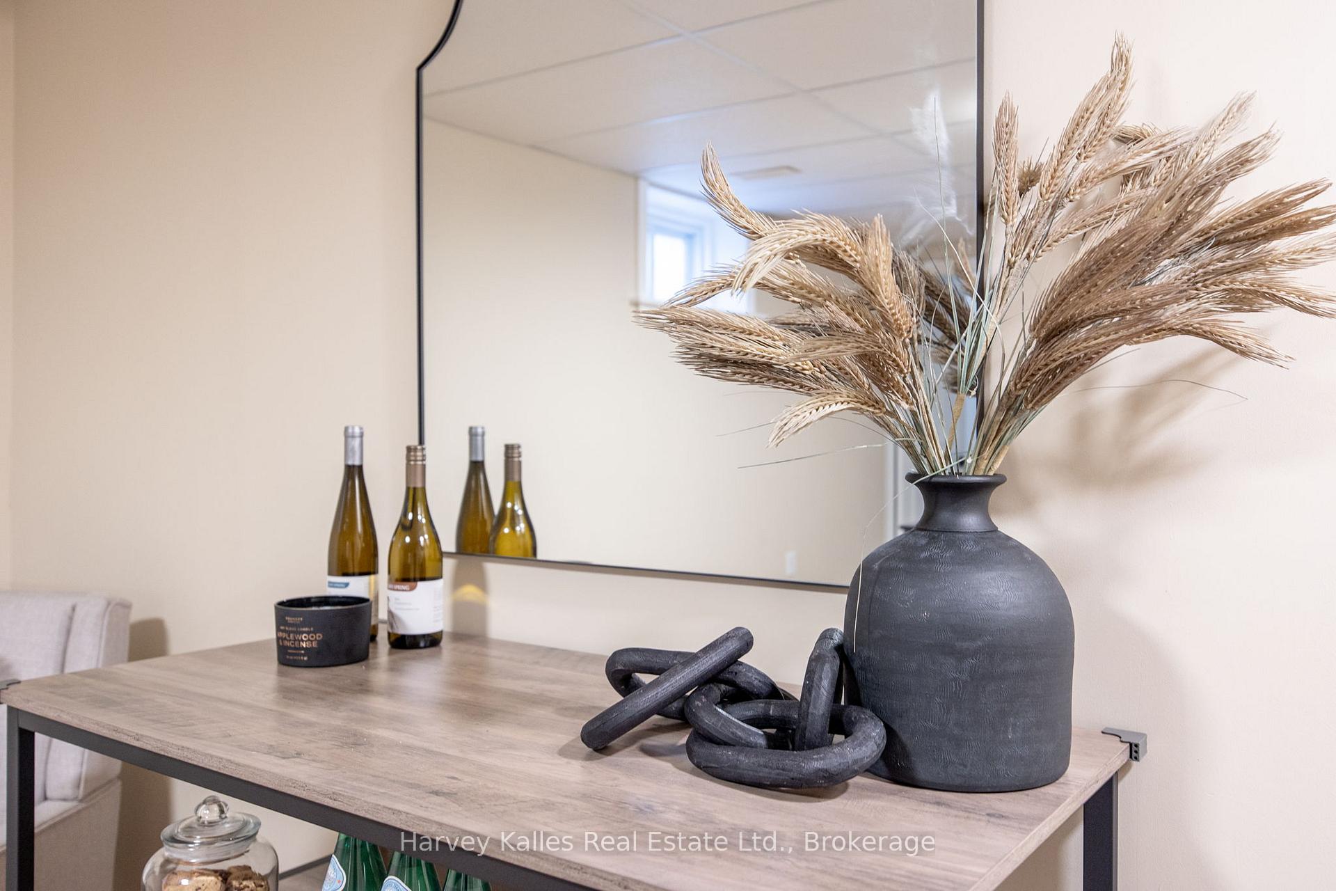 Photo 33 of 12 Chamberlain Crescent, Collingwood — HOMEH