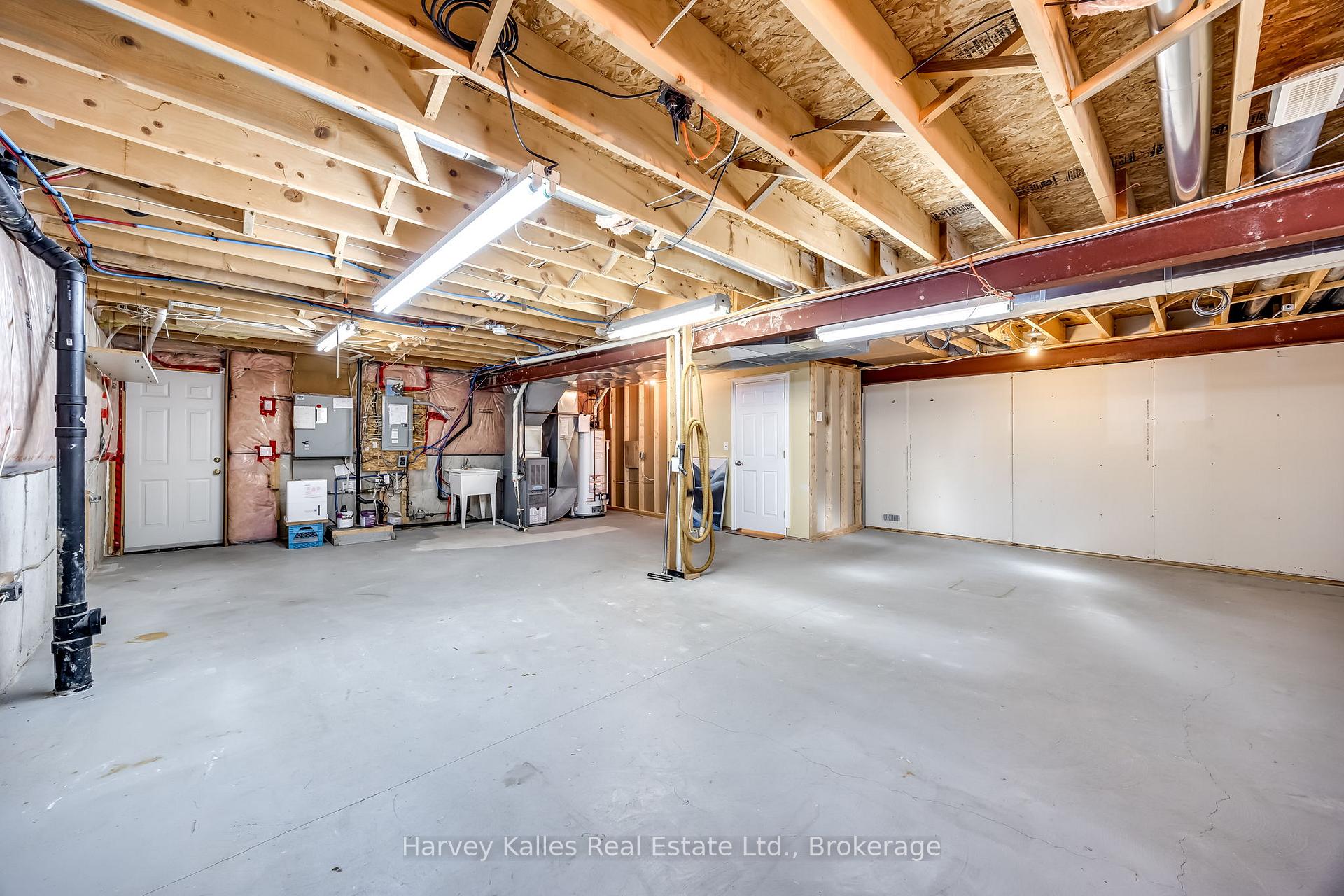 Photo 36 of 12 Chamberlain Crescent, Collingwood — HOMEH