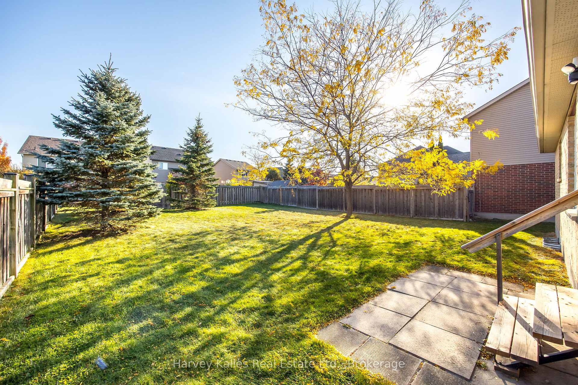 Photo 38 of 12 Chamberlain Crescent, Collingwood — HOMEH