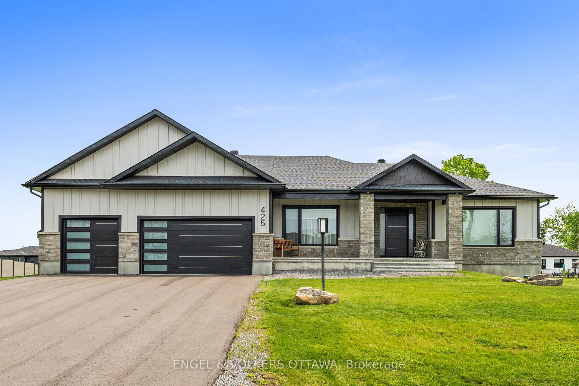 Photo 1 of 425 Ginger Crescent, Ottawa, Metcalfe — HOMEH