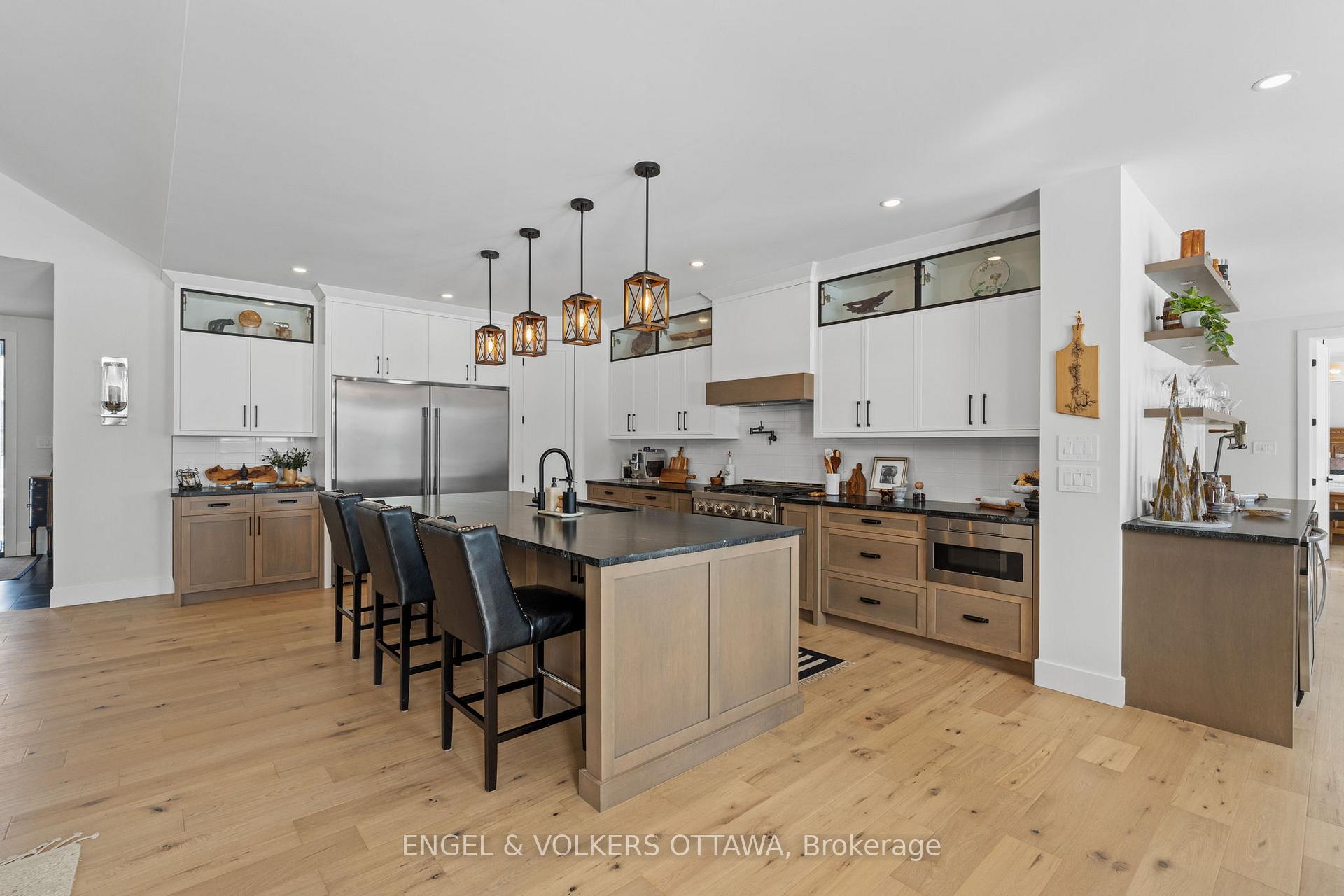 Photo 12 of 425 Ginger Crescent, Ottawa, Metcalfe — HOMEH