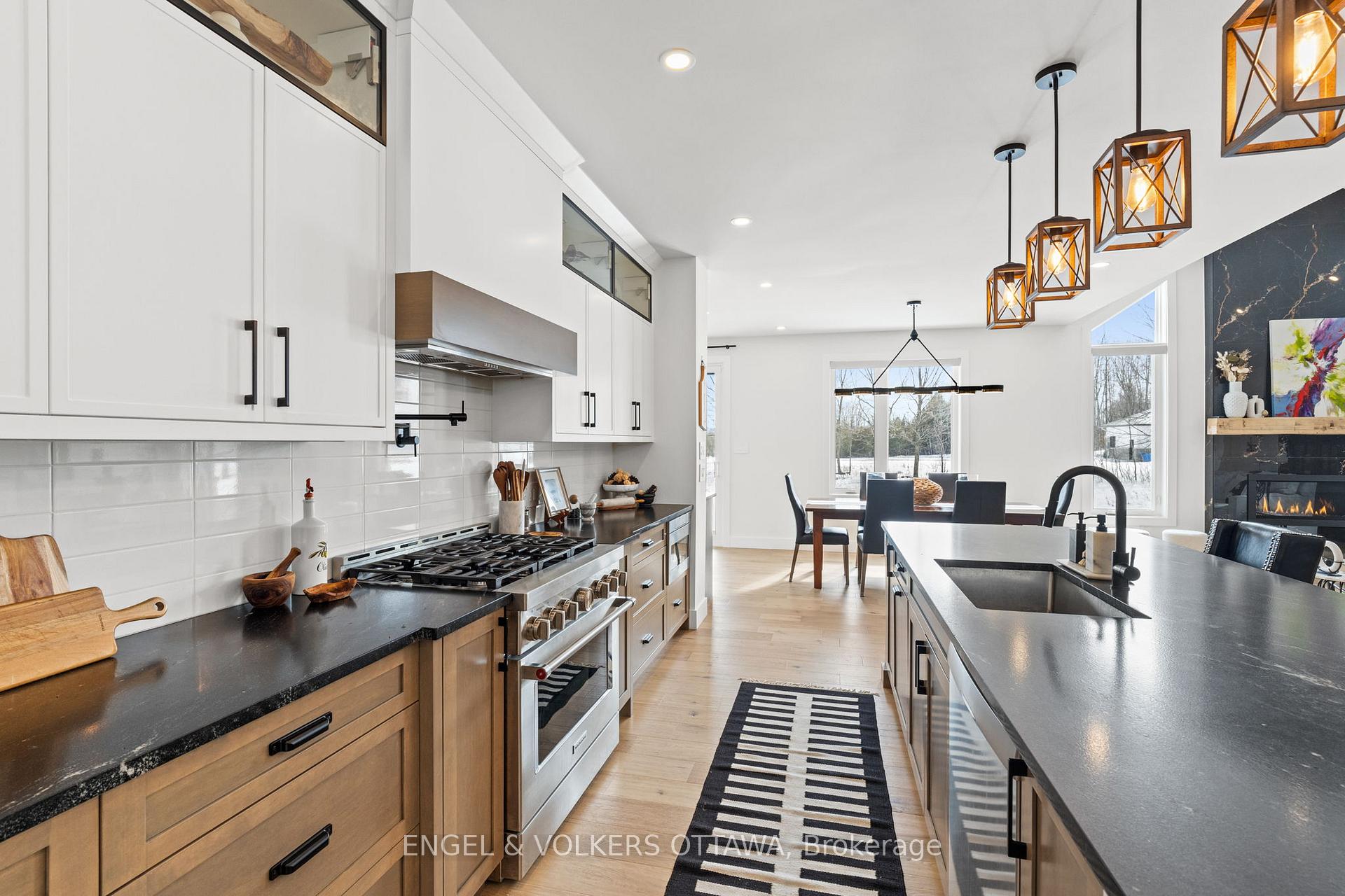 Photo 14 of 425 Ginger Crescent, Ottawa, Metcalfe — HOMEH