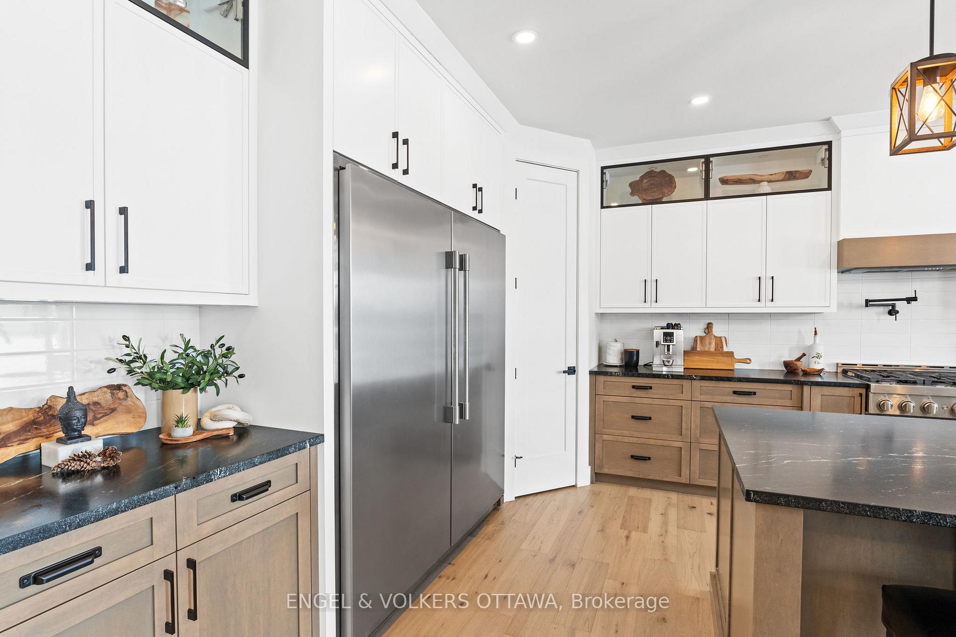 Photo 16 of 425 Ginger Crescent, Ottawa, Metcalfe — HOMEH