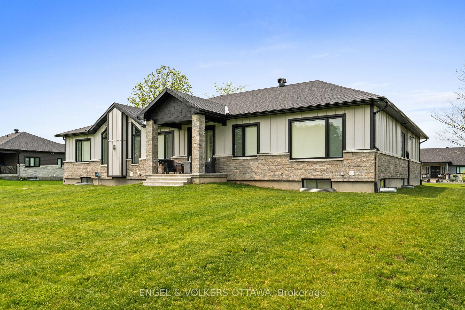 Photo 41 of 425 Ginger Crescent, Ottawa, Metcalfe — HOMEH