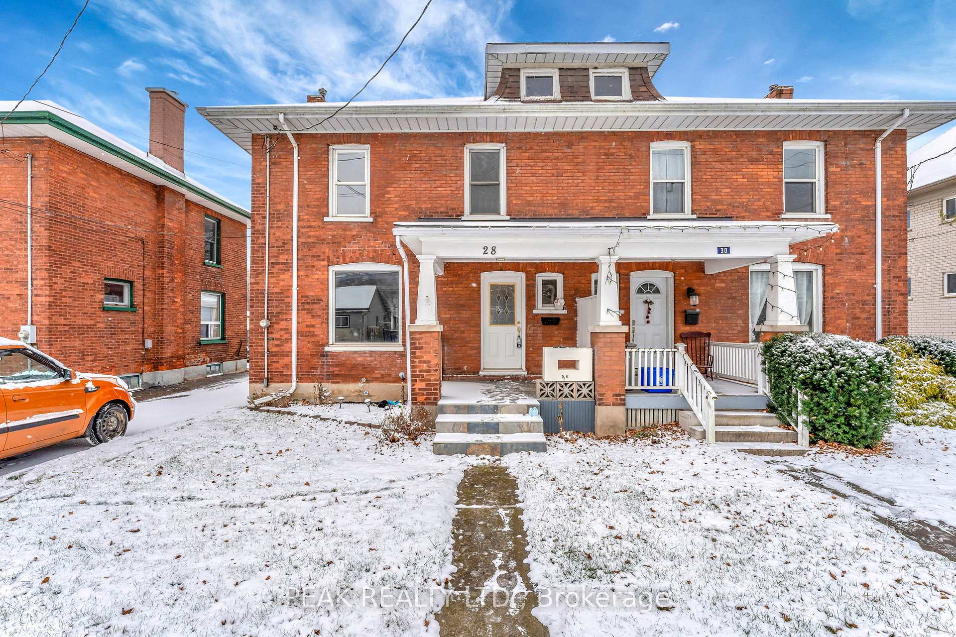 Front of 28 Willow Street