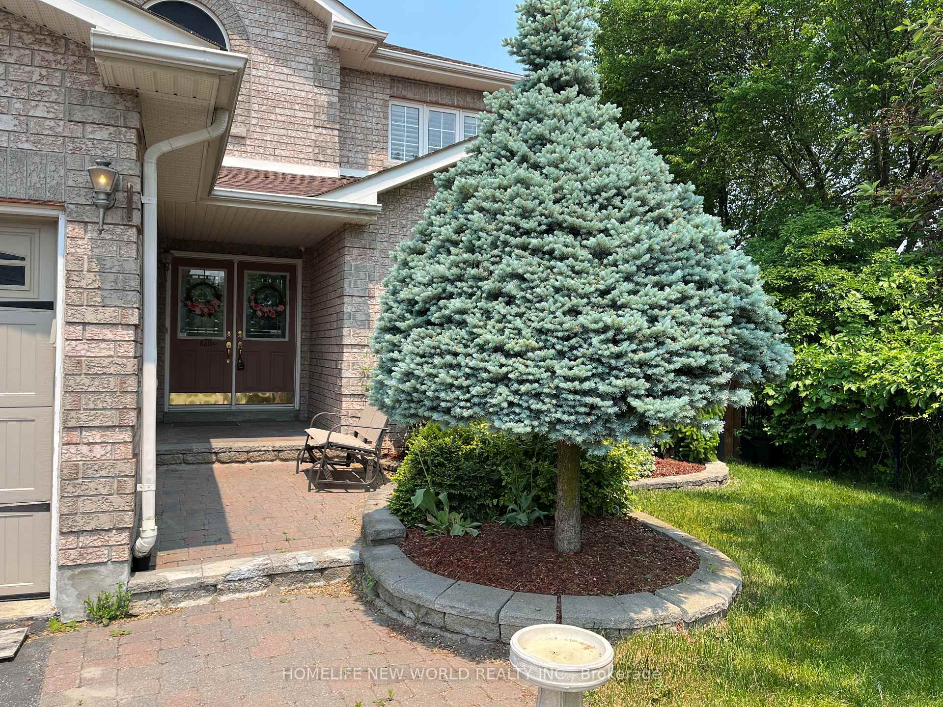Photo 2 of 60 Bambi Crescent, Georgina, Keswick South — HOMEH