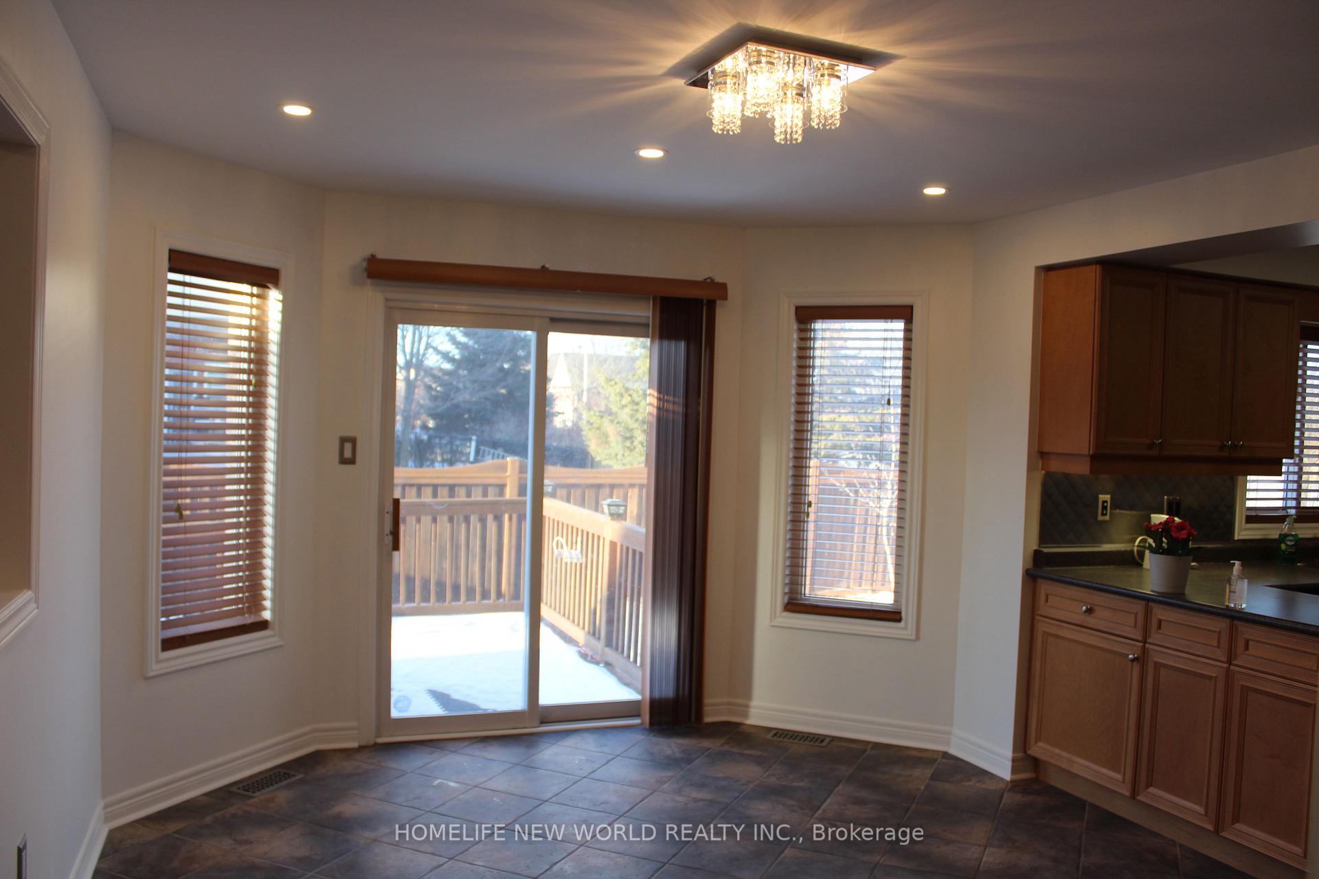 Photo 5 of 60 Bambi Crescent, Georgina, Keswick South — HOMEH