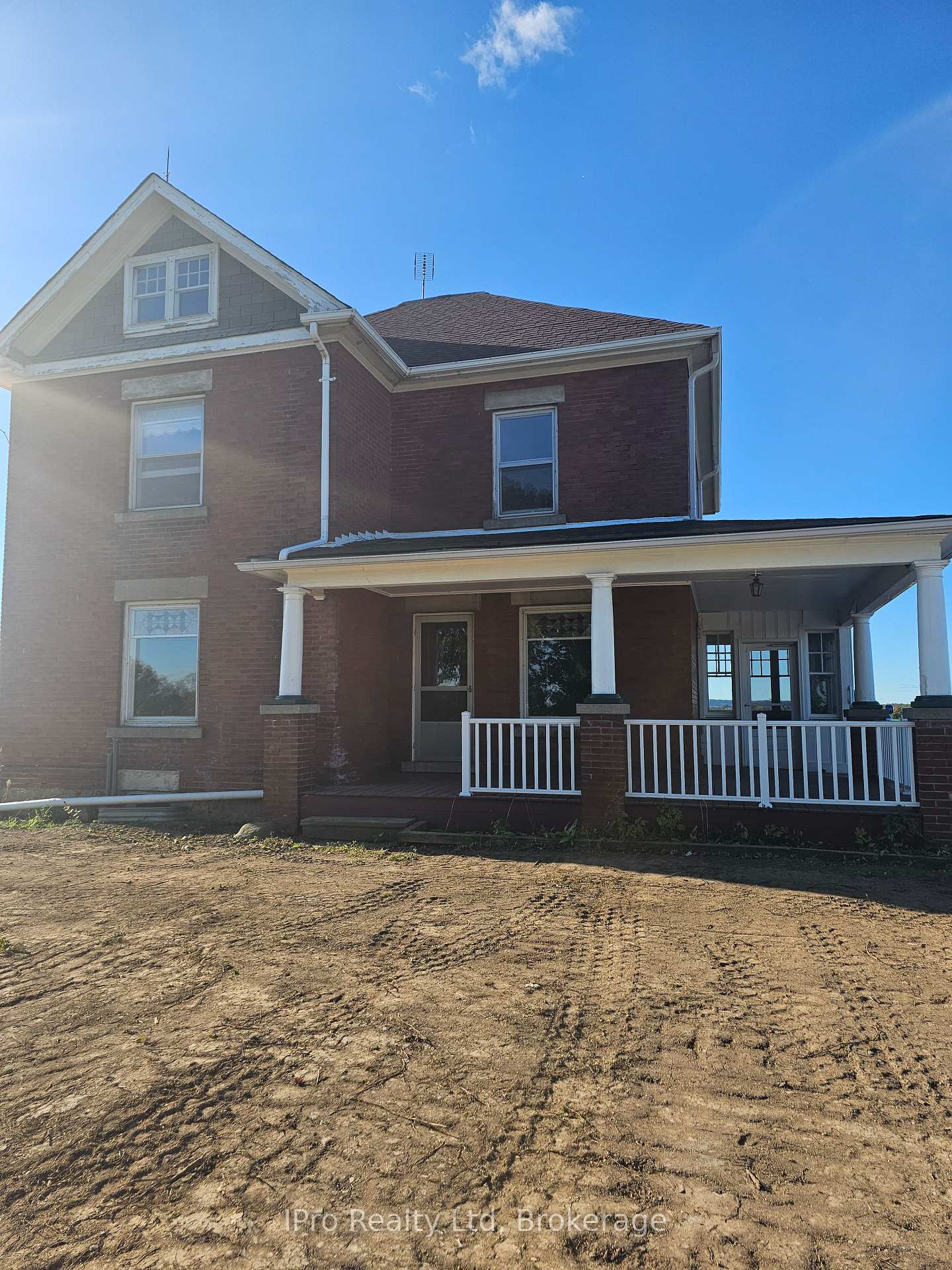 Photo 1 of 5275 2 Side Road W, Burlington, Rural Burlington — HOMEH