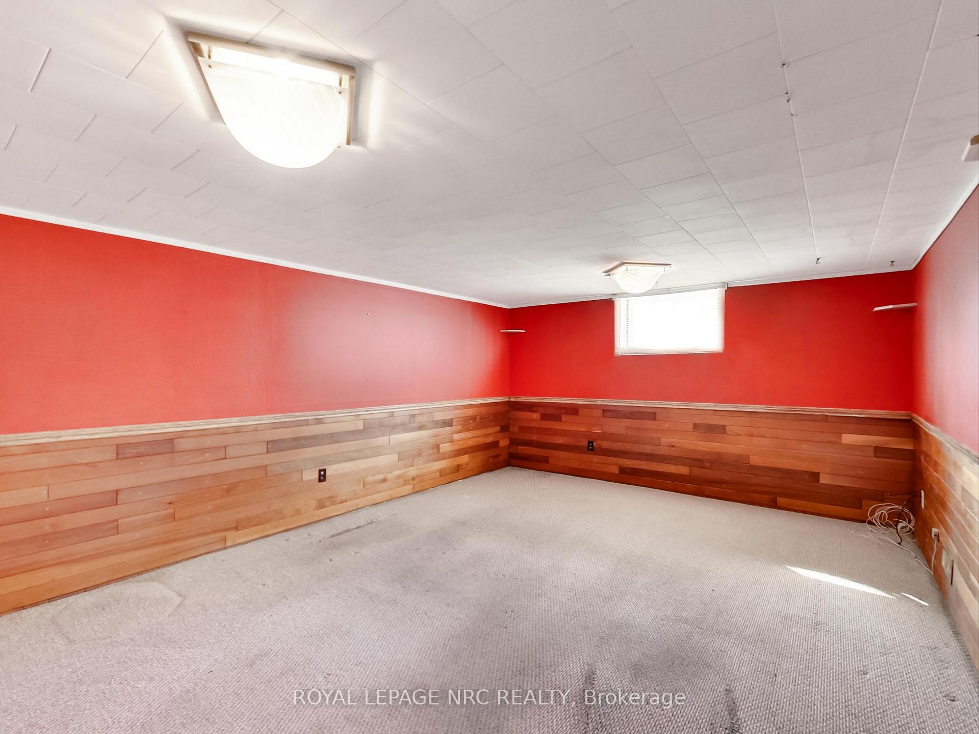 Photo 29 of 4368 Longmoor Drive, Burlington, Shoreacres — HOMEH