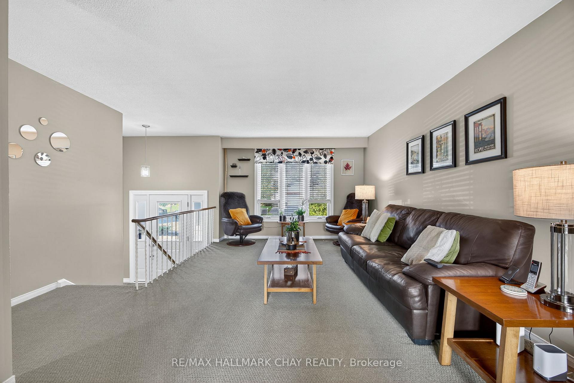 Photo 13 of 121 Marshall Street, Barrie, Allandale Heights — HOMEH