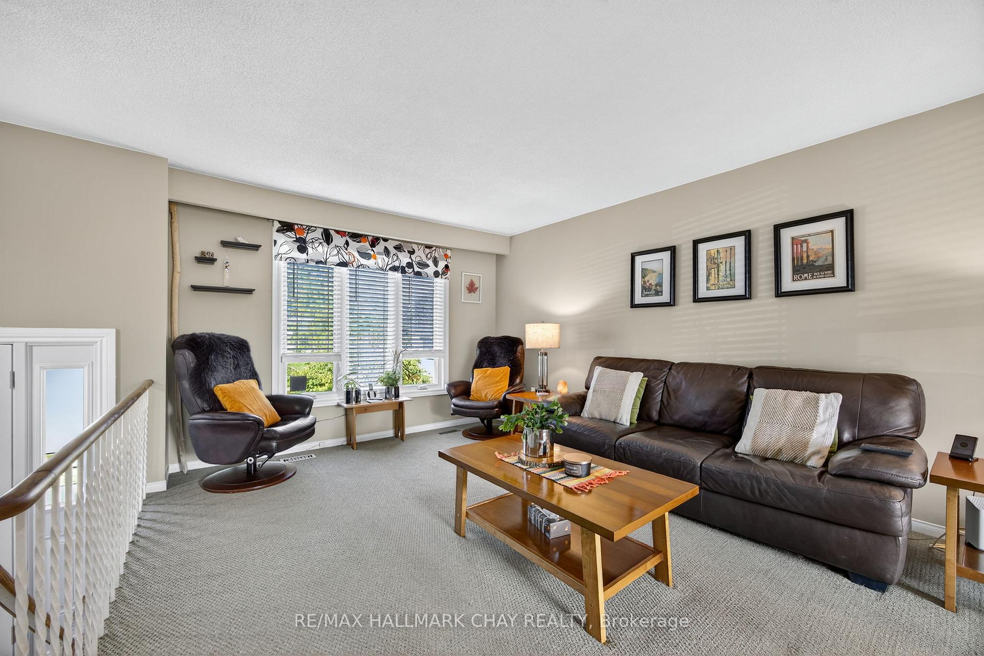 Photo 14 of 121 Marshall Street, Barrie, Allandale Heights — HOMEH