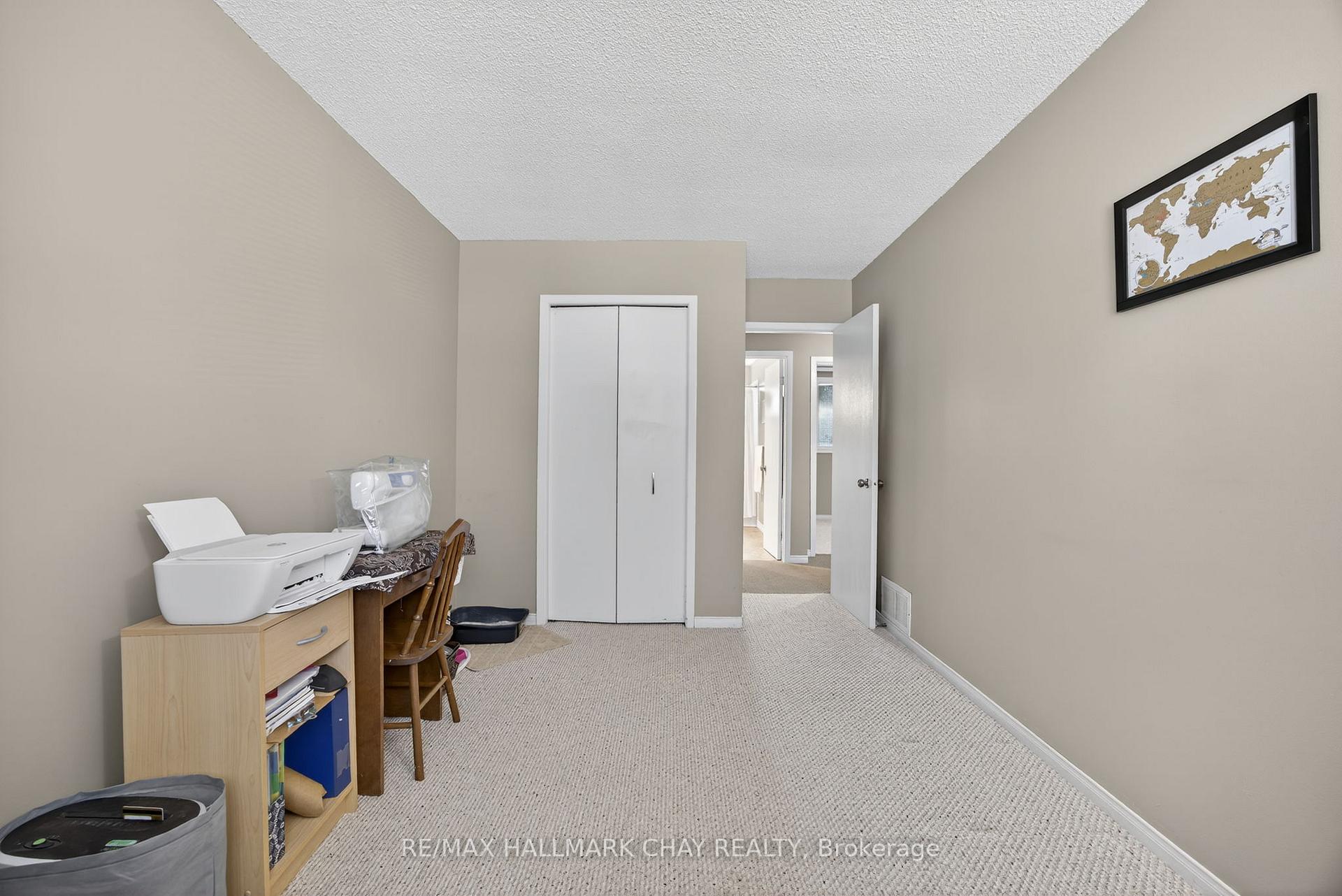 Photo 21 of 121 Marshall Street, Barrie, Allandale Heights — HOMEH