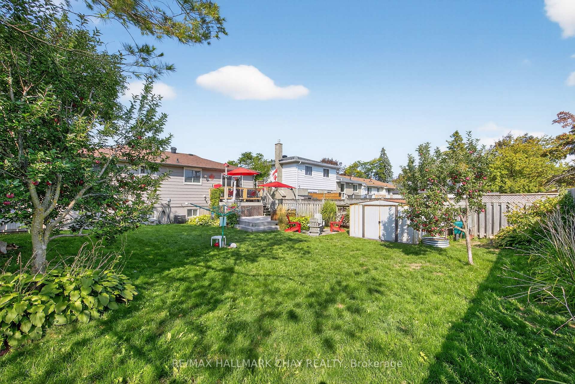 Photo 36 of 121 Marshall Street, Barrie, Allandale Heights — HOMEH