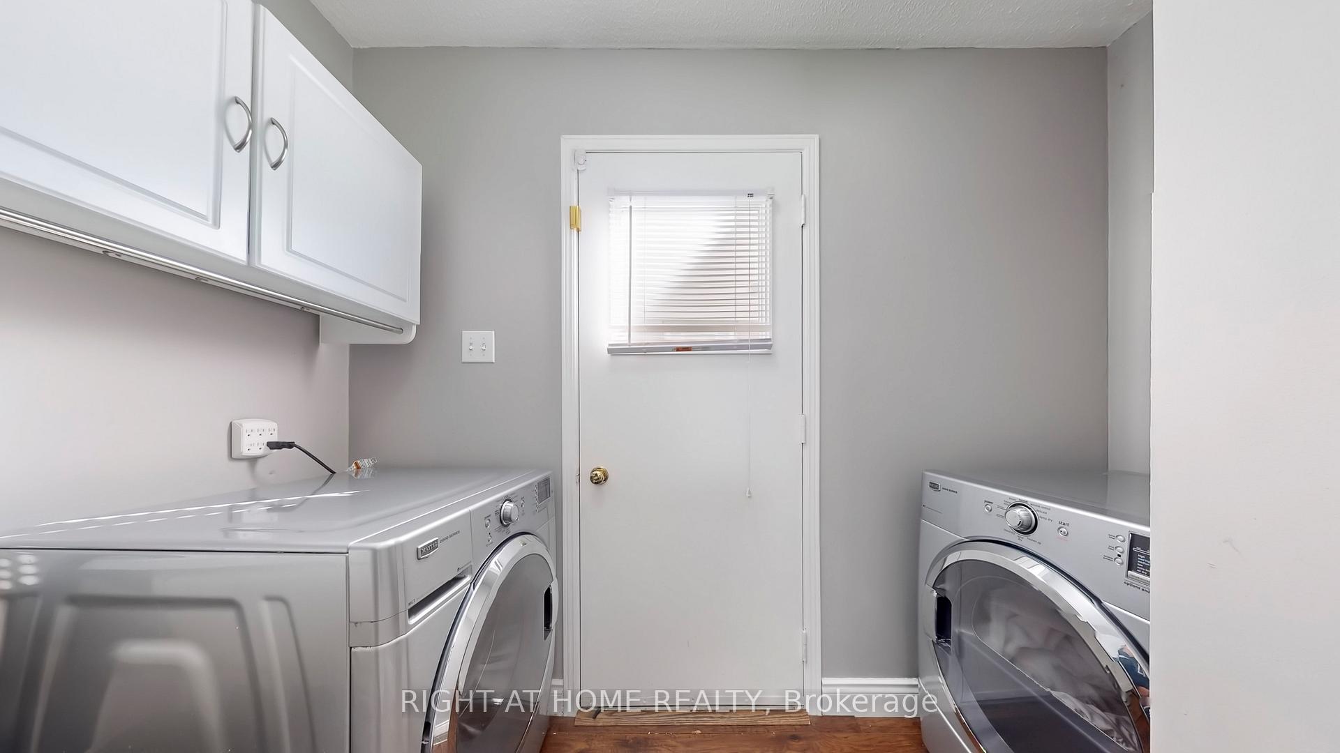 Photo 20 of 38 Redmond Drive, Ajax, Central — HOMEH