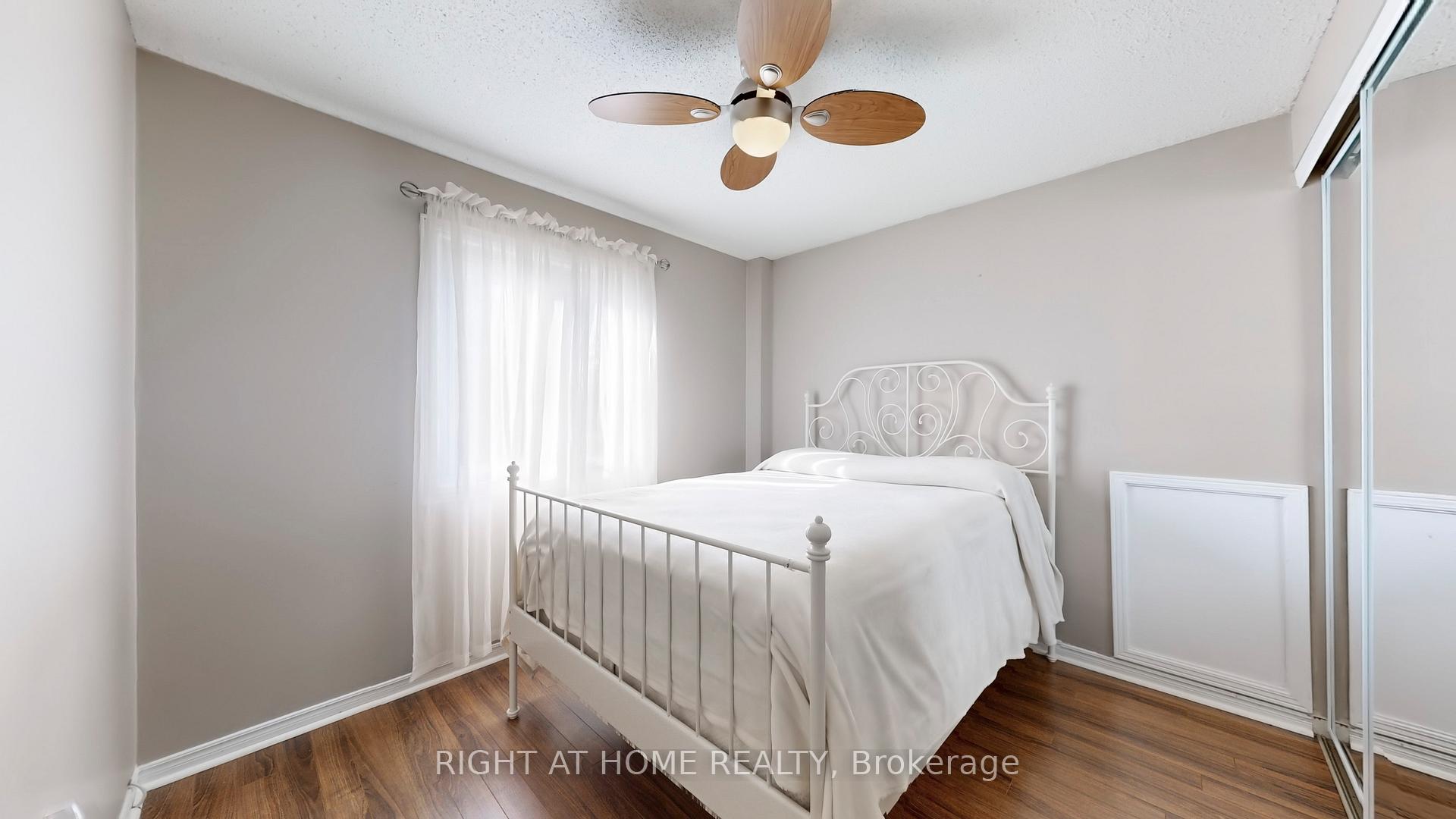 Photo 26 of 38 Redmond Drive, Ajax, Central — HOMEH